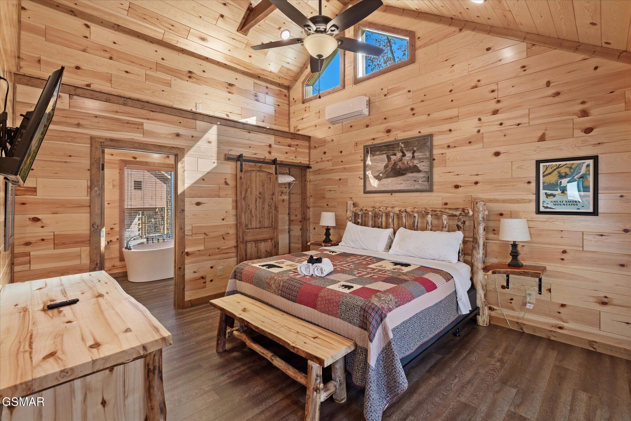 711 Short Ridge Court Gatlinburg TN 37738