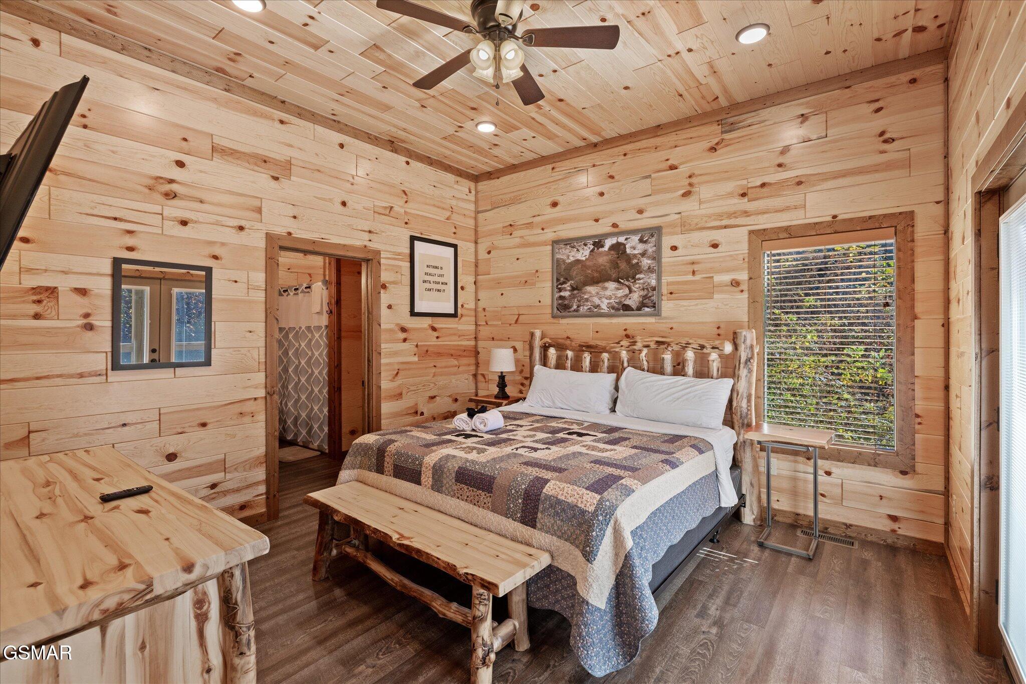 711 Short Ridge Court Gatlinburg TN 37738