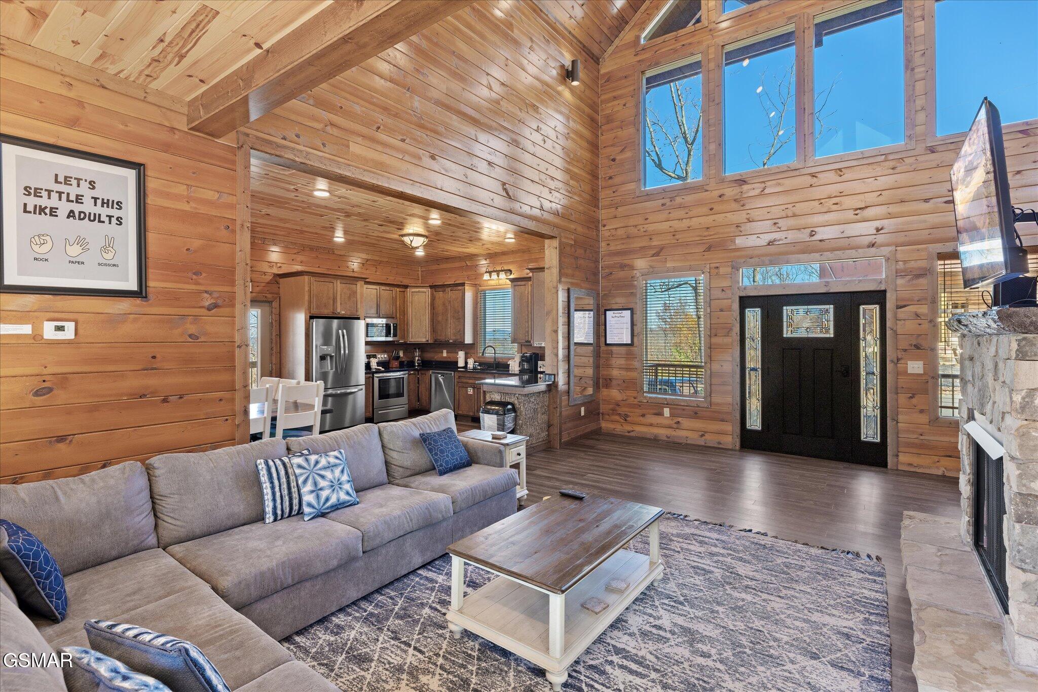 711 Short Ridge Court Gatlinburg TN 37738