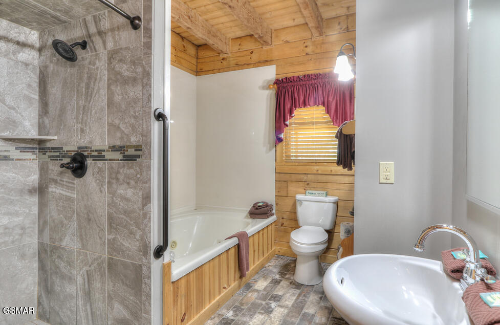346 Oak Haven Way Sevierville TN 37876