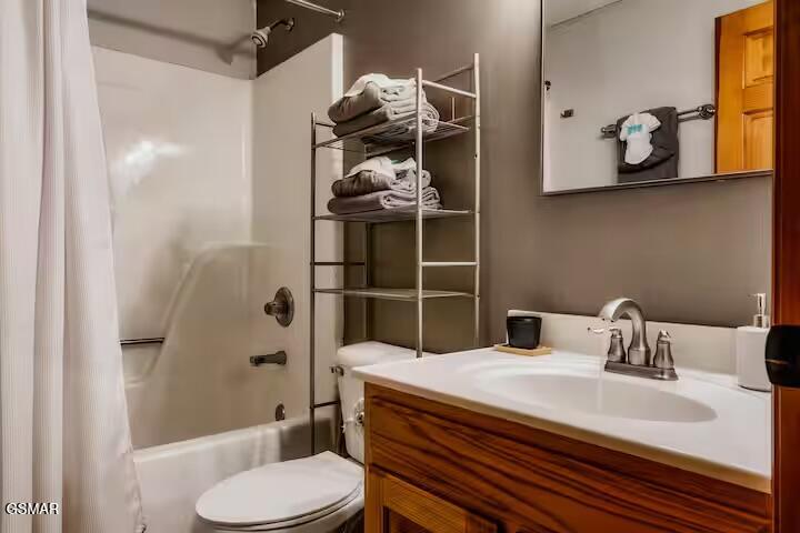 3438 Brook Stone Way Pigeon Forge TN 37863