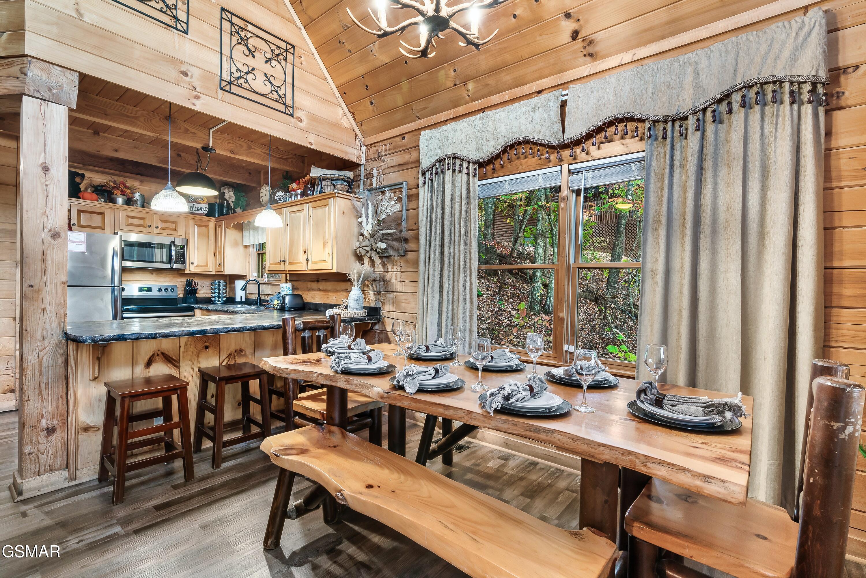 1617 Silver Poplar Lane Sevierville TN 37876