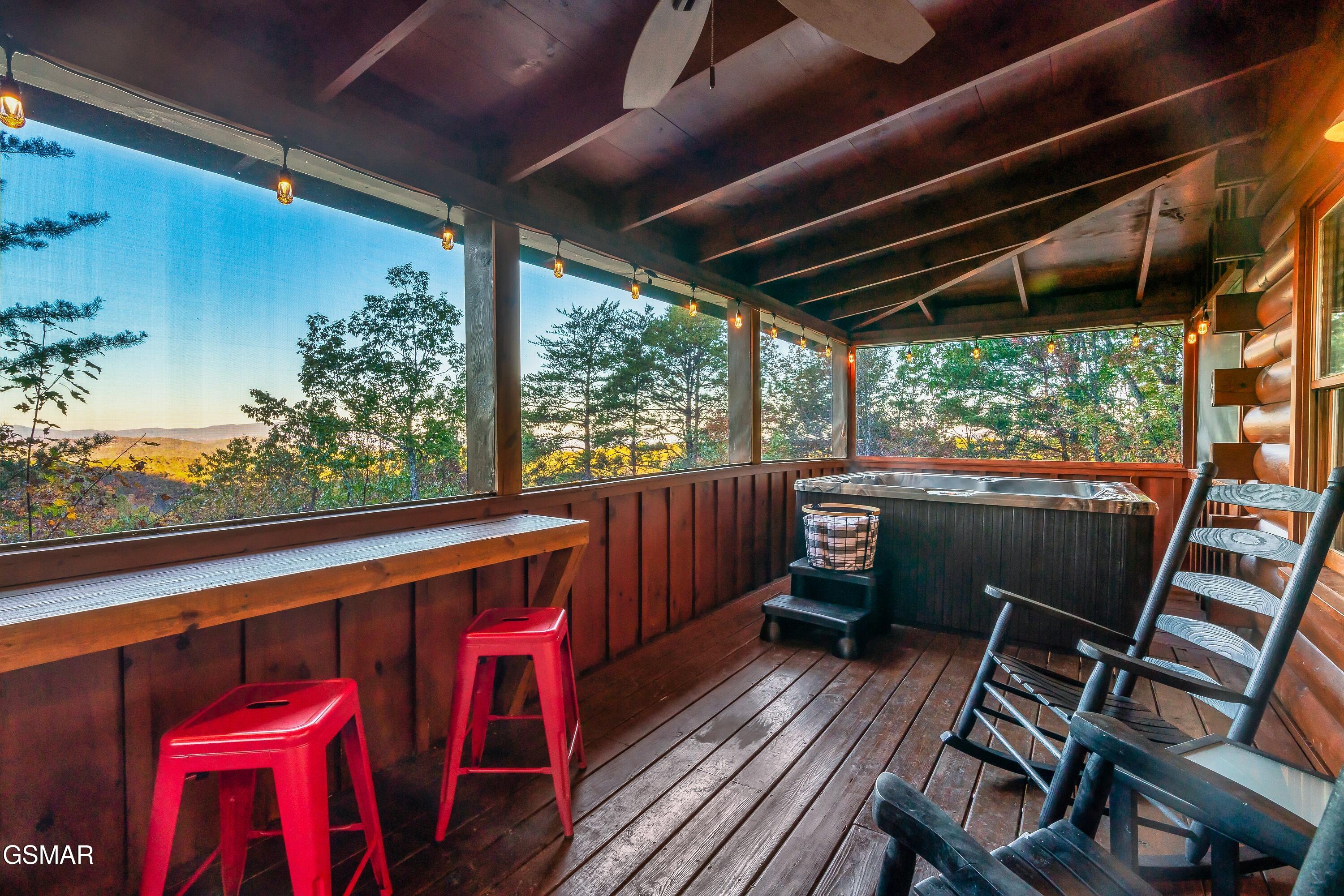 1617 Silver Poplar Lane Sevierville TN 37876