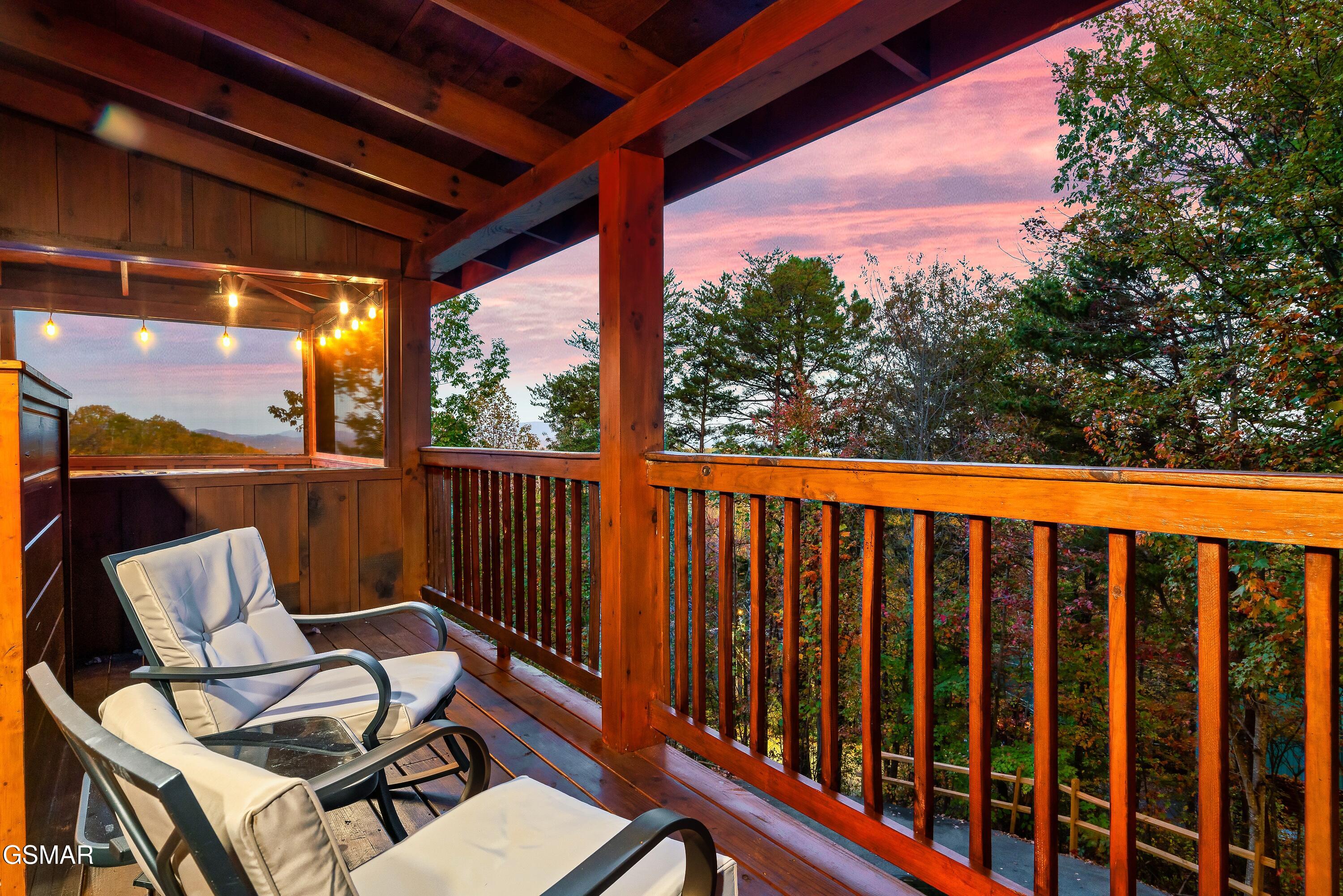 1617 Silver Poplar Lane Sevierville TN 37876