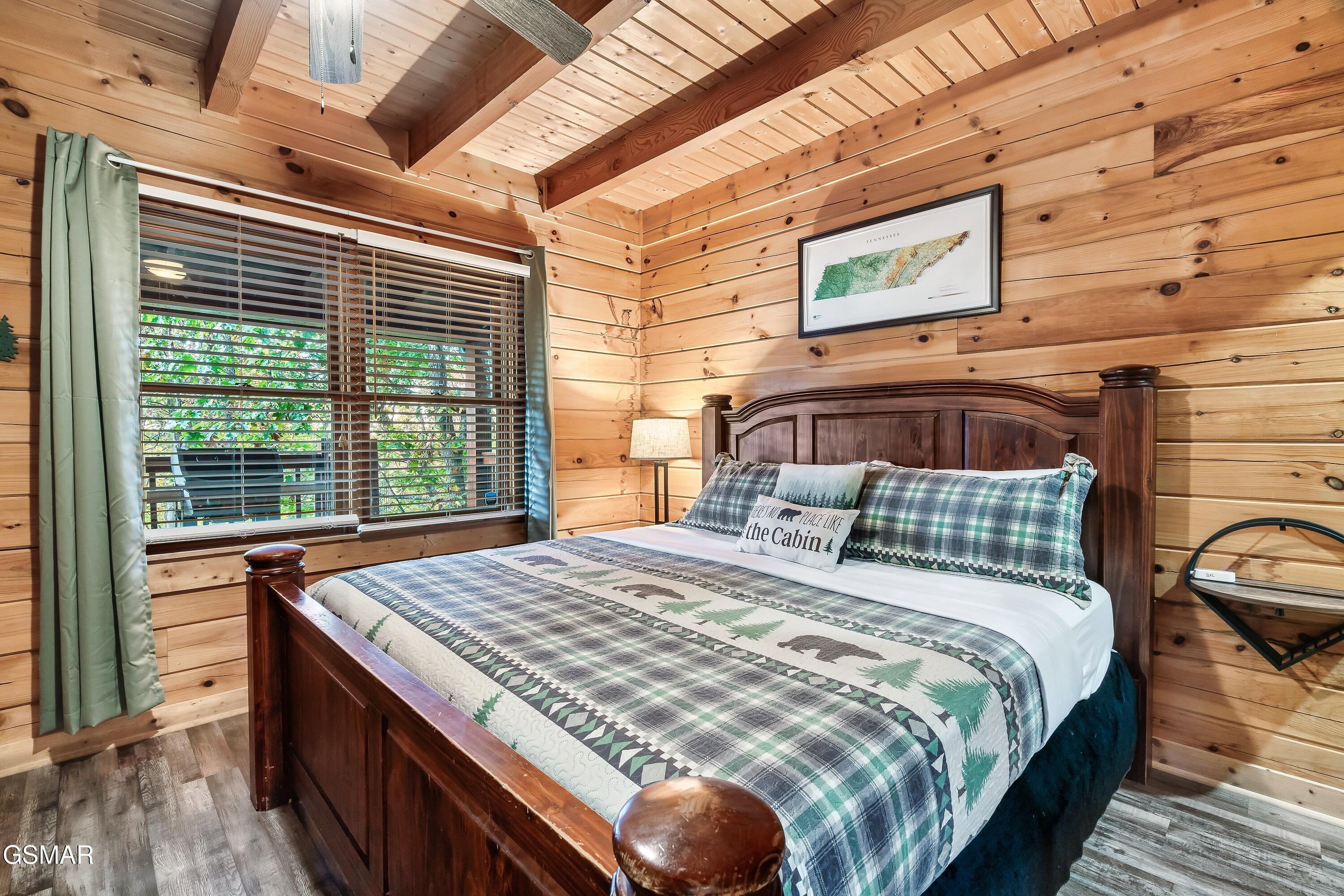 1617 Silver Poplar Lane Sevierville TN 37876