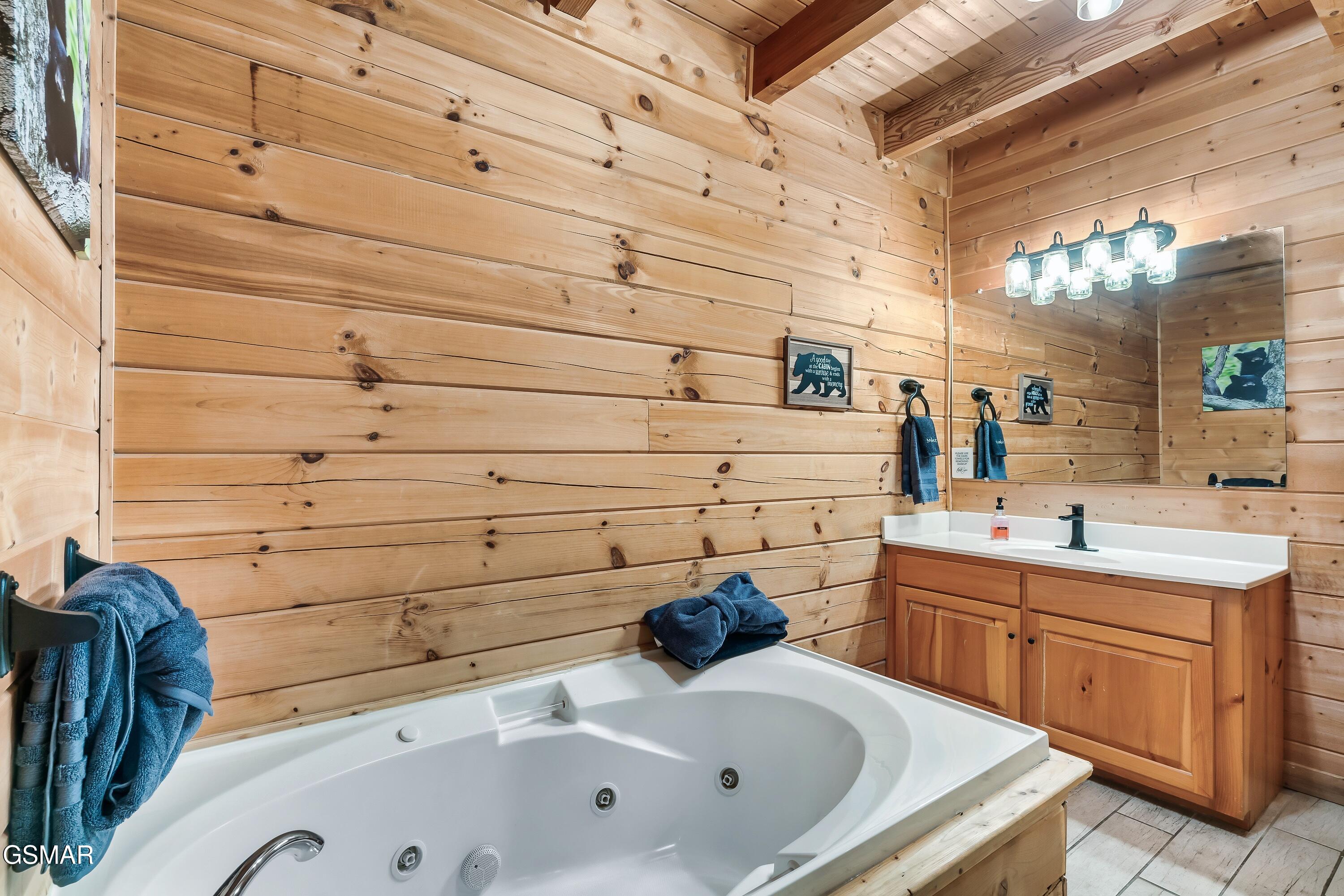 1617 Silver Poplar Lane Sevierville TN 37876