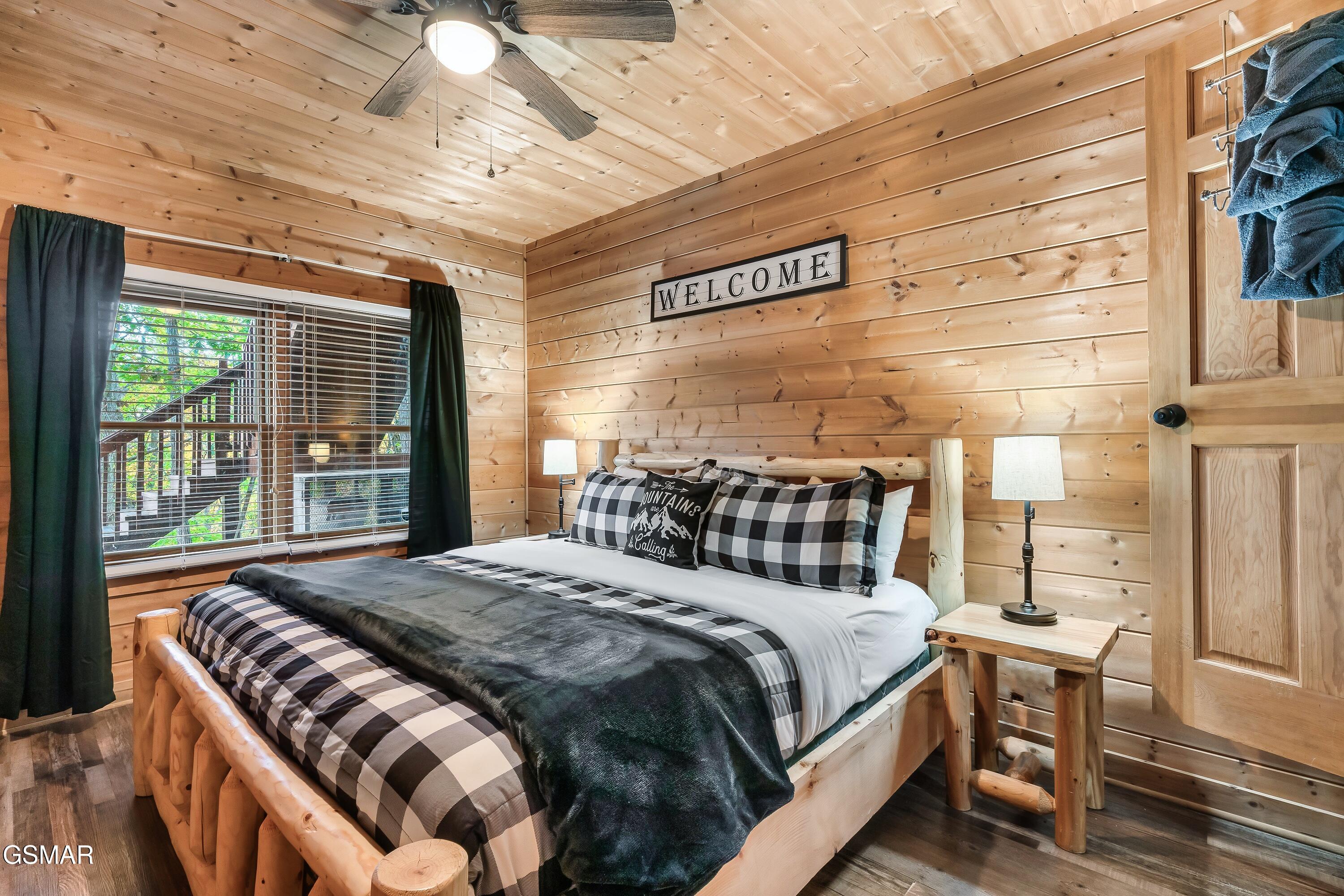 1617 Silver Poplar Lane Sevierville TN 37876