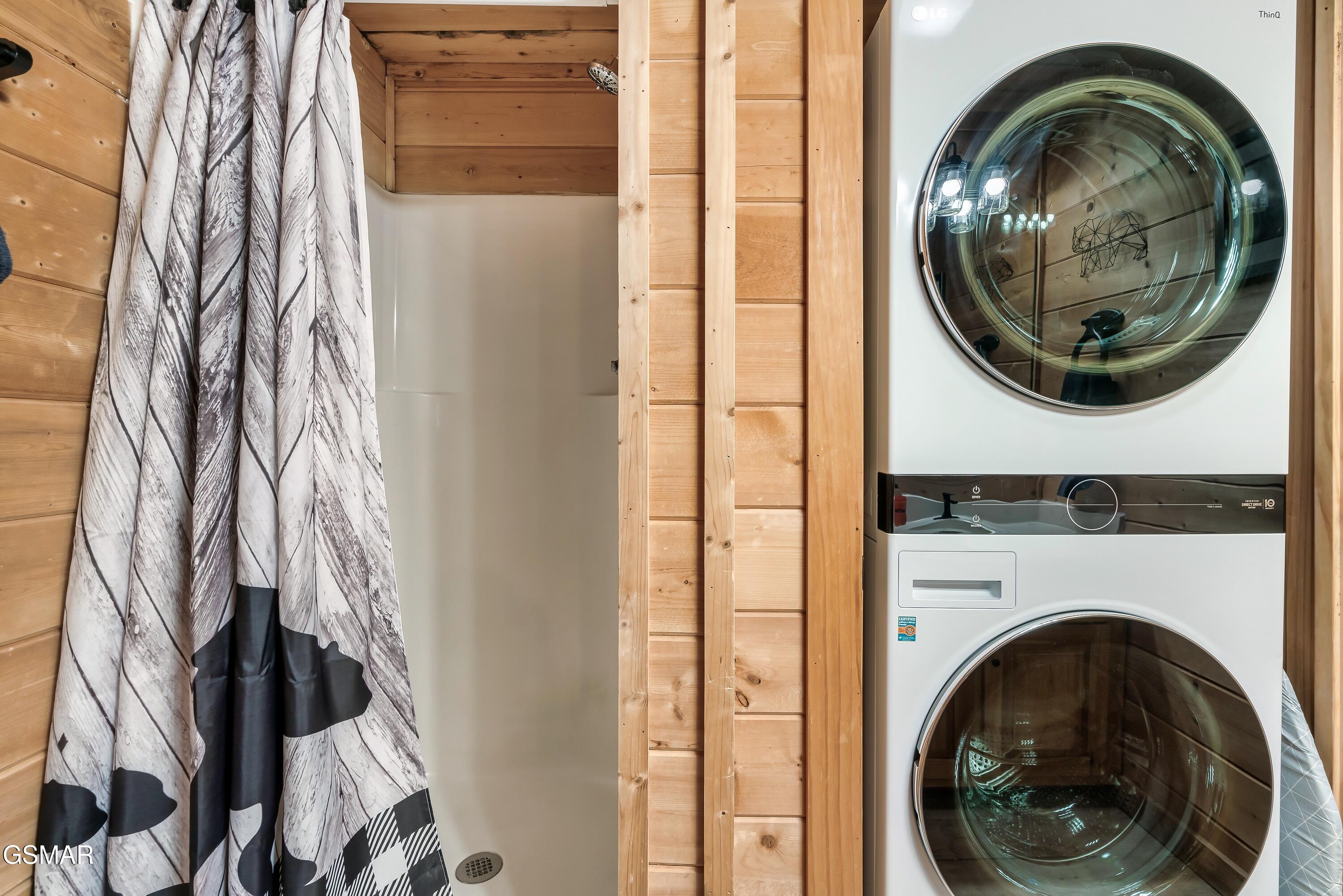 1617 Silver Poplar Lane Sevierville TN 37876