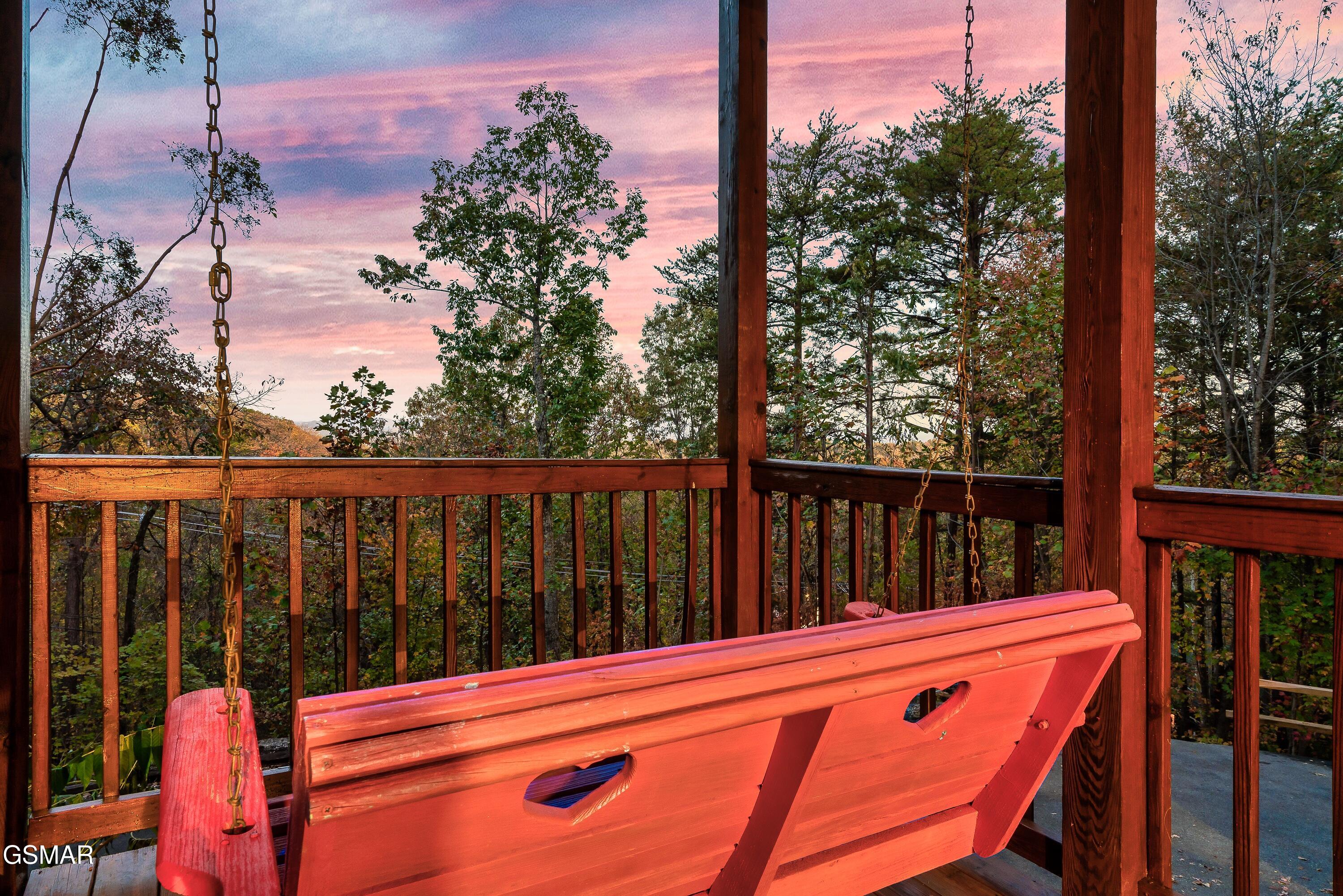 1617 Silver Poplar Lane Sevierville TN 37876