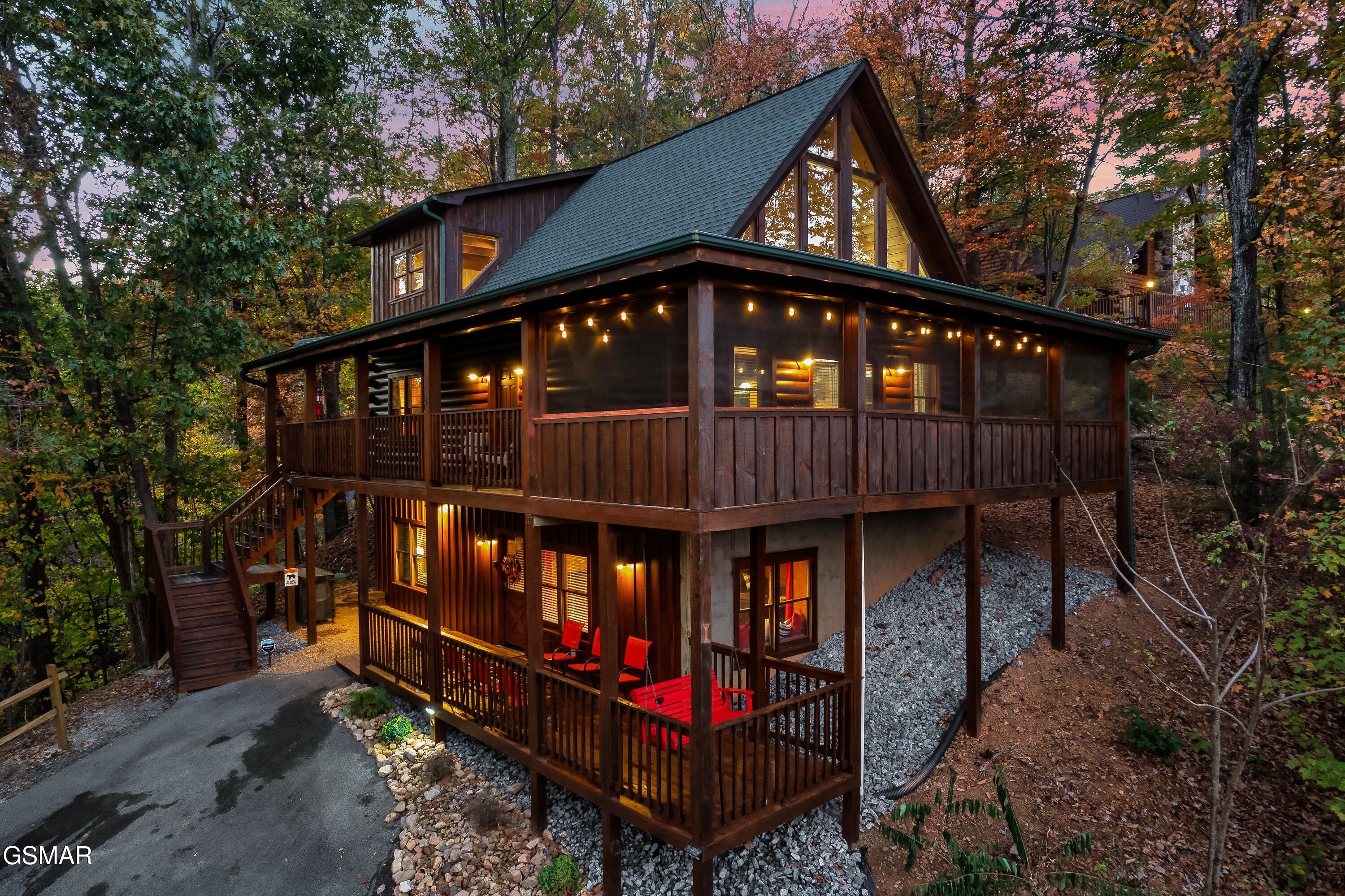 1617 Silver Poplar Lane Sevierville TN 37876