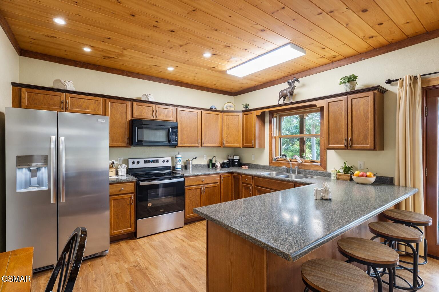 203 Amet Way Cosby TN 37722