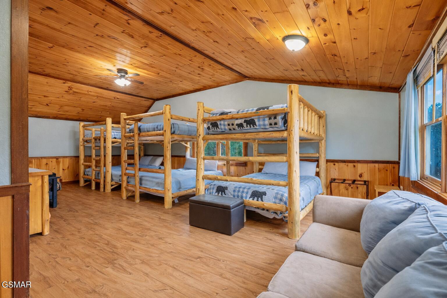 203 Amet Way Cosby TN 37722