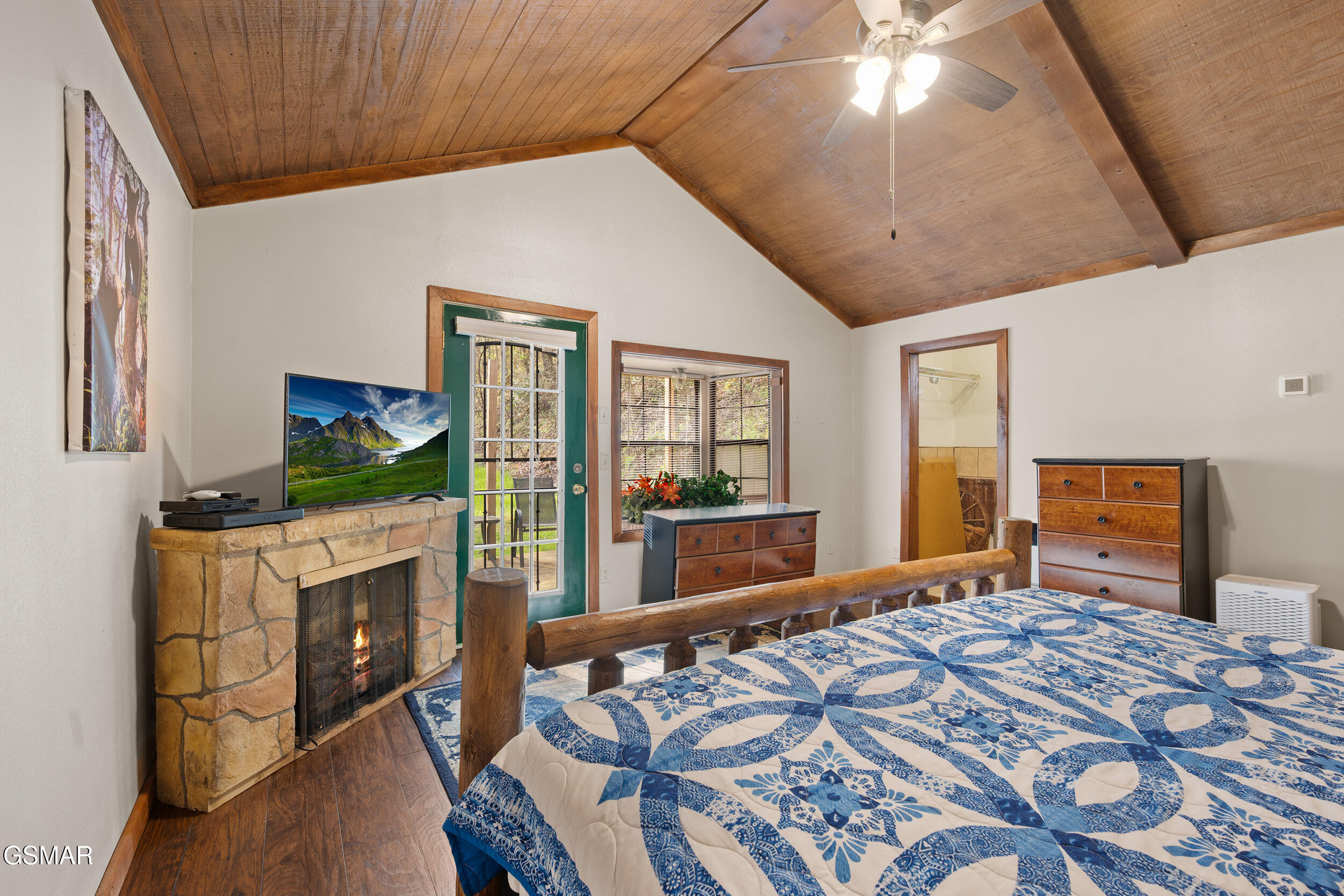4346 Grindstone Ridge Road Pigeon Forge TN 37863