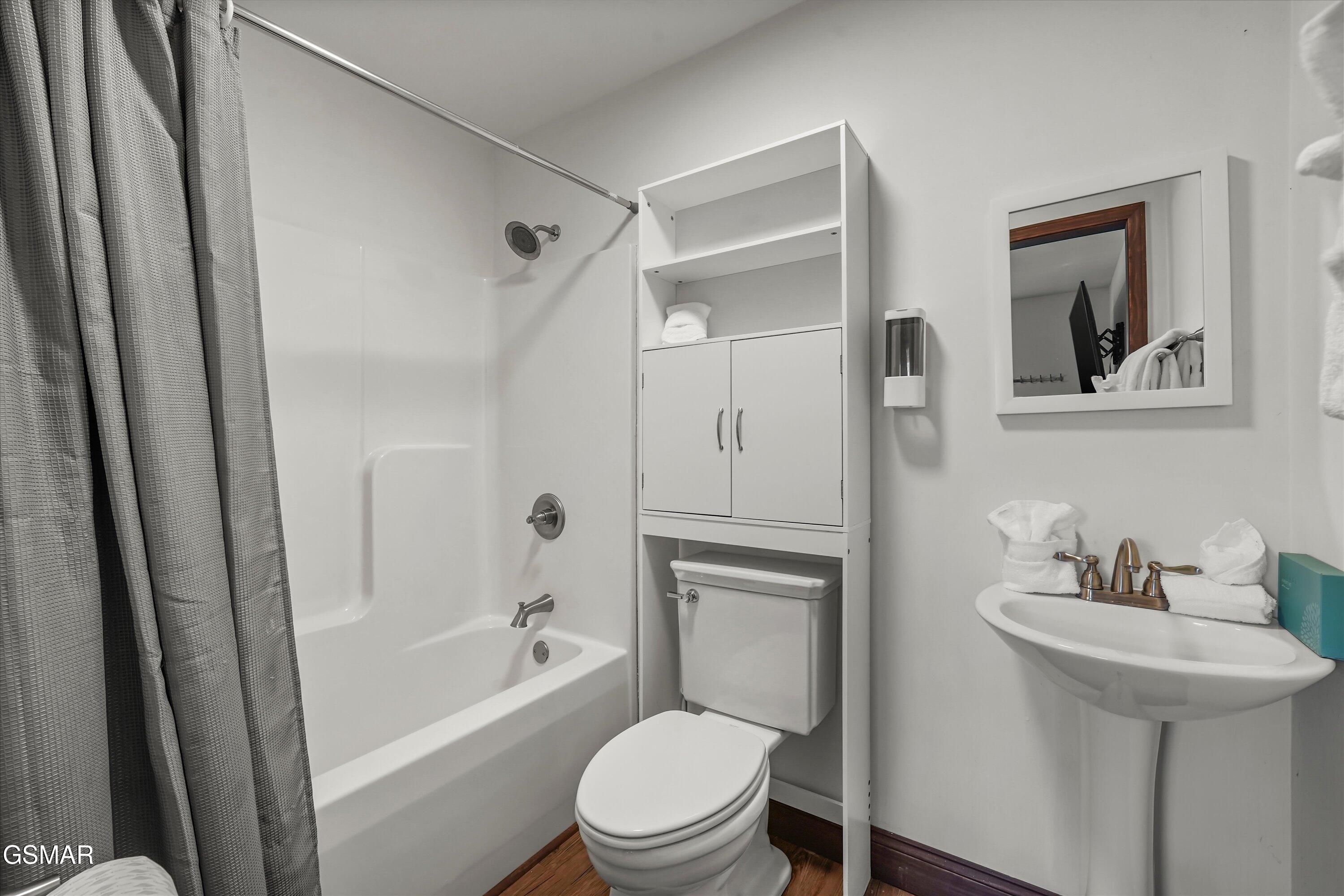 2784 Maplecrest Lane Sevierville TN 37876
