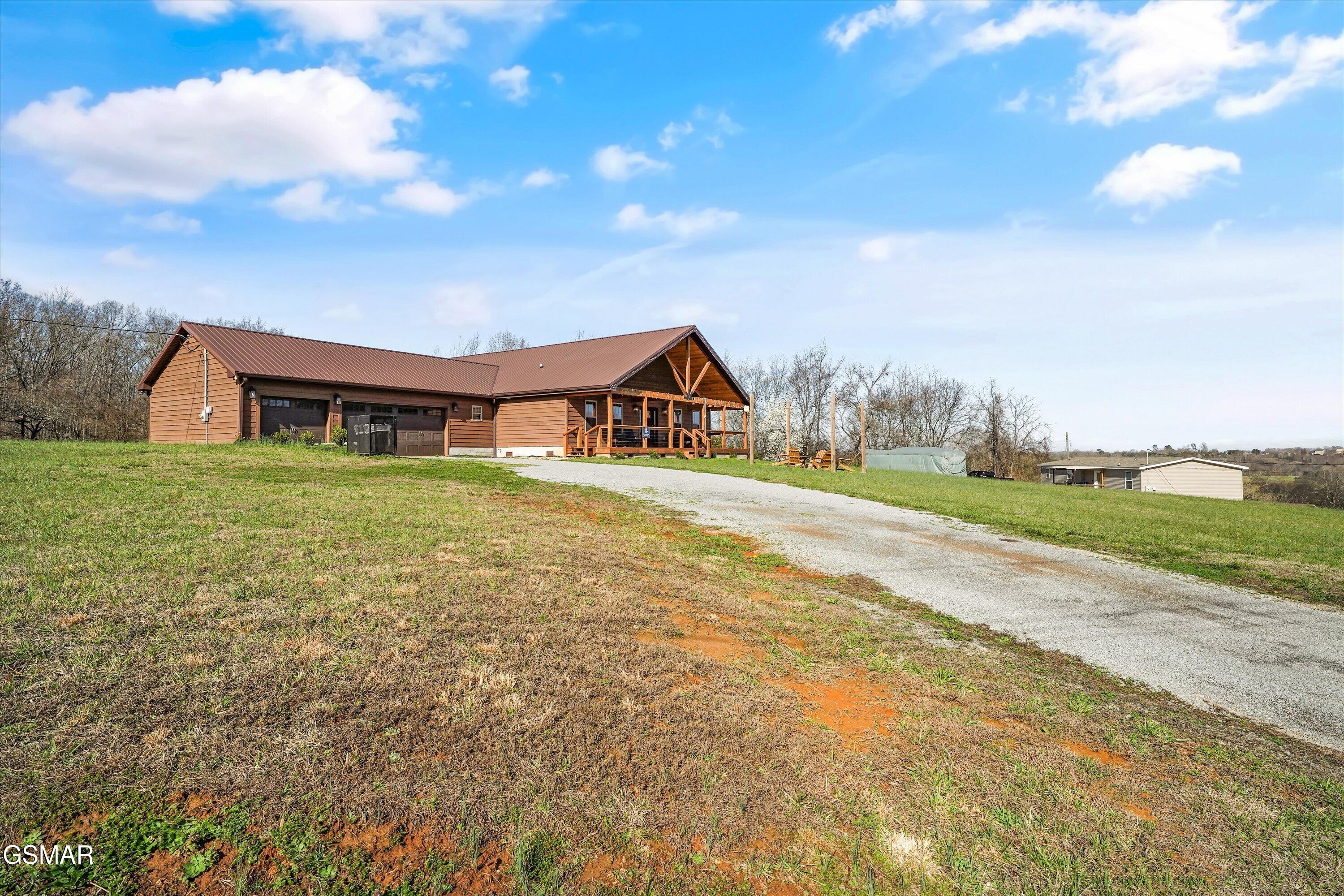 2784 Maplecrest Lane Sevierville TN 37876