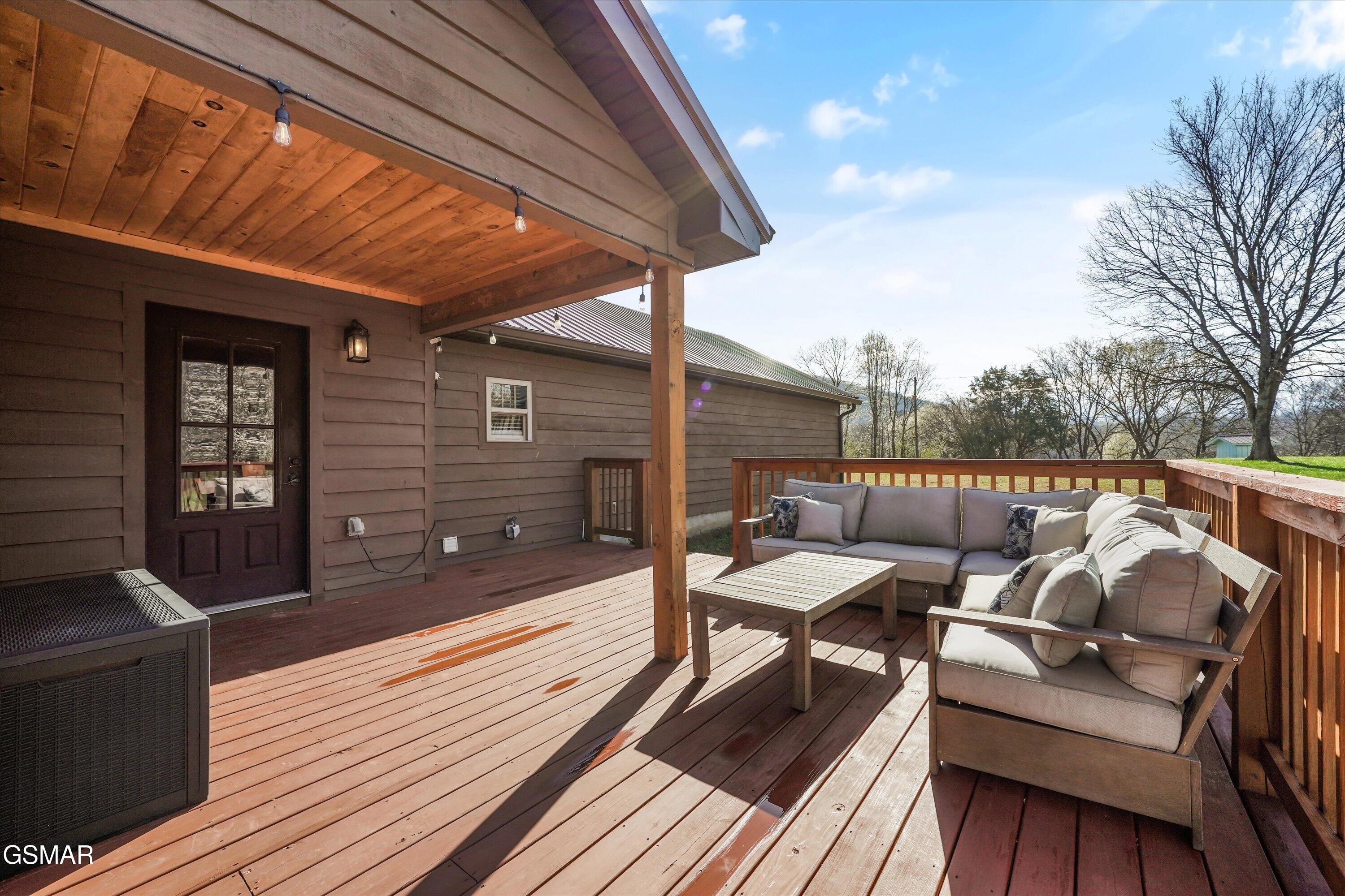 2784 Maplecrest Lane Sevierville TN 37876