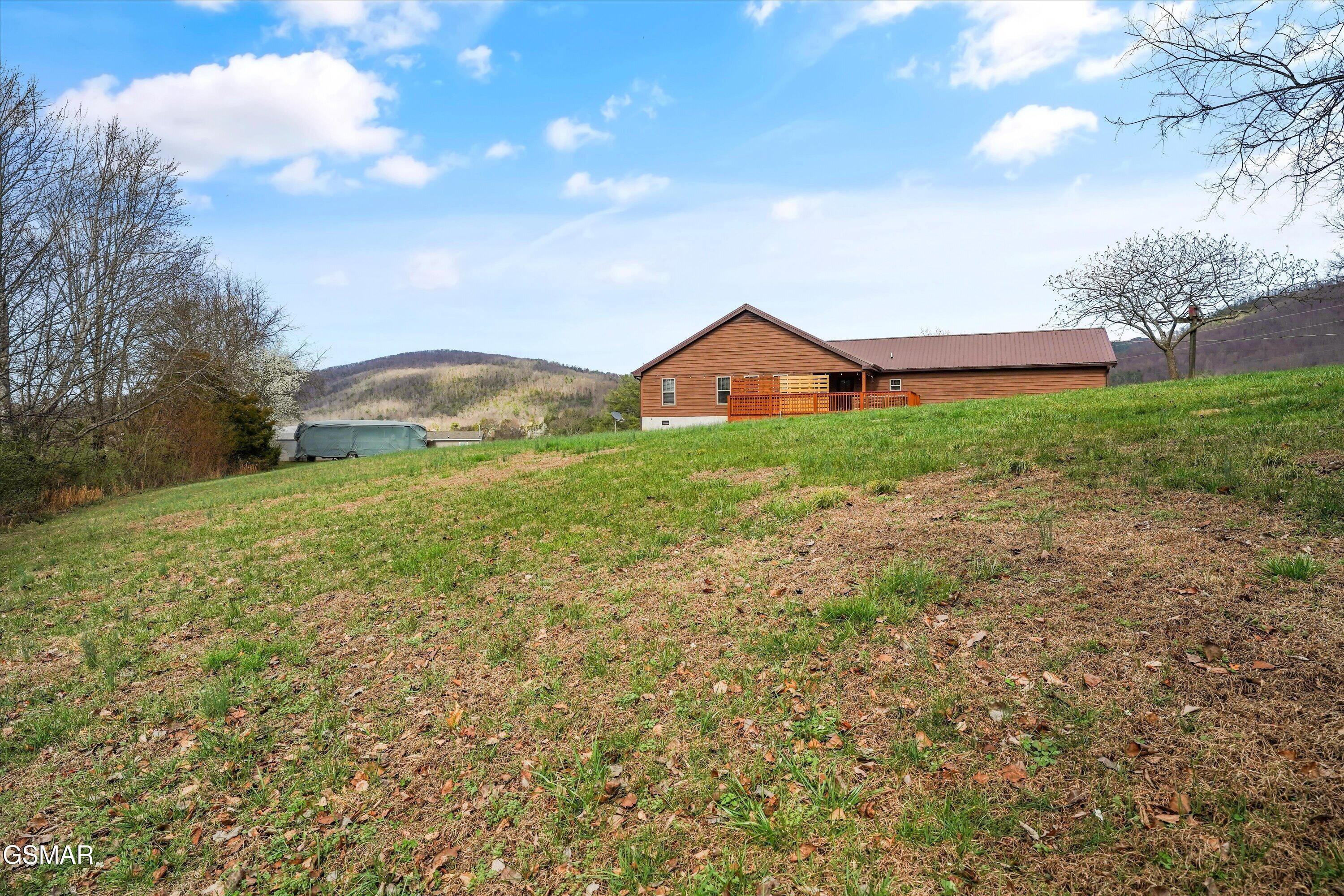 2784 Maplecrest Lane Sevierville TN 37876