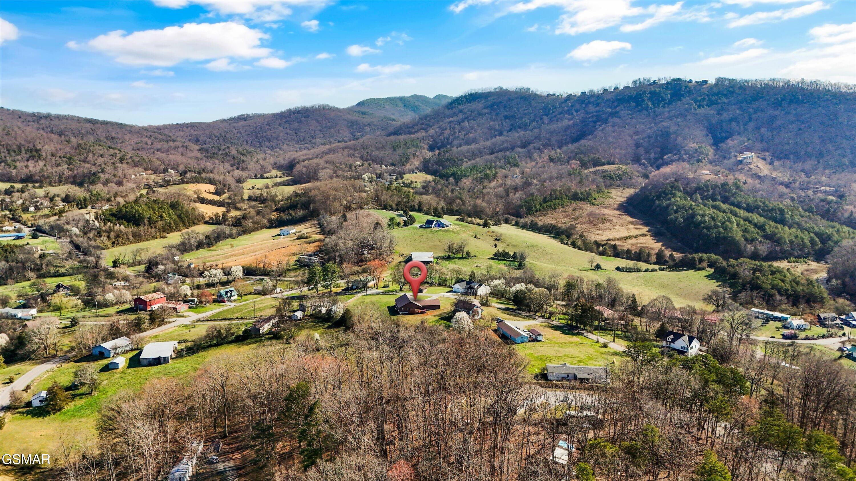 2784 Maplecrest Lane Sevierville TN 37876