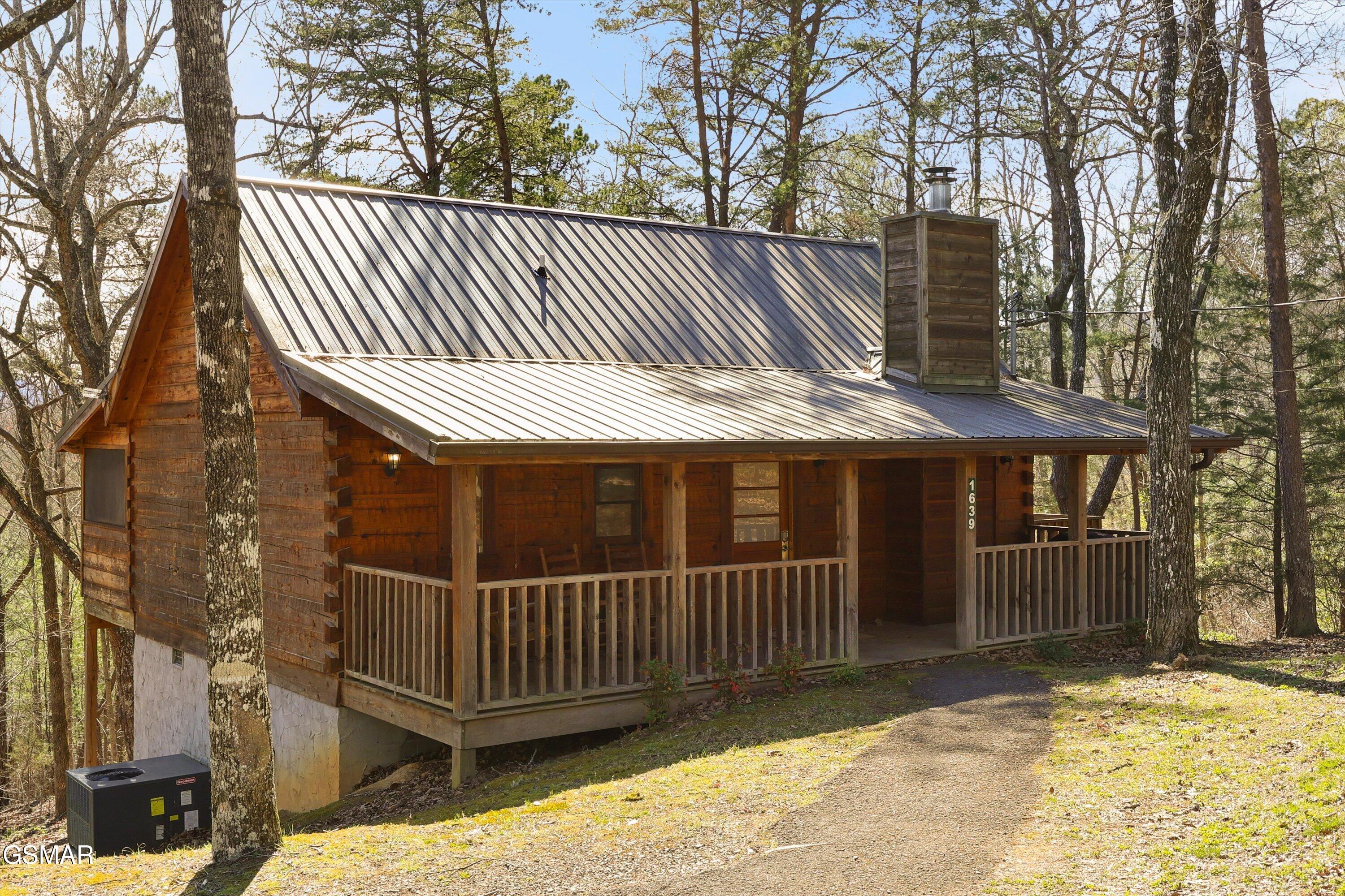 1639 Ridgecrest Drive Sevierville TN 37876
