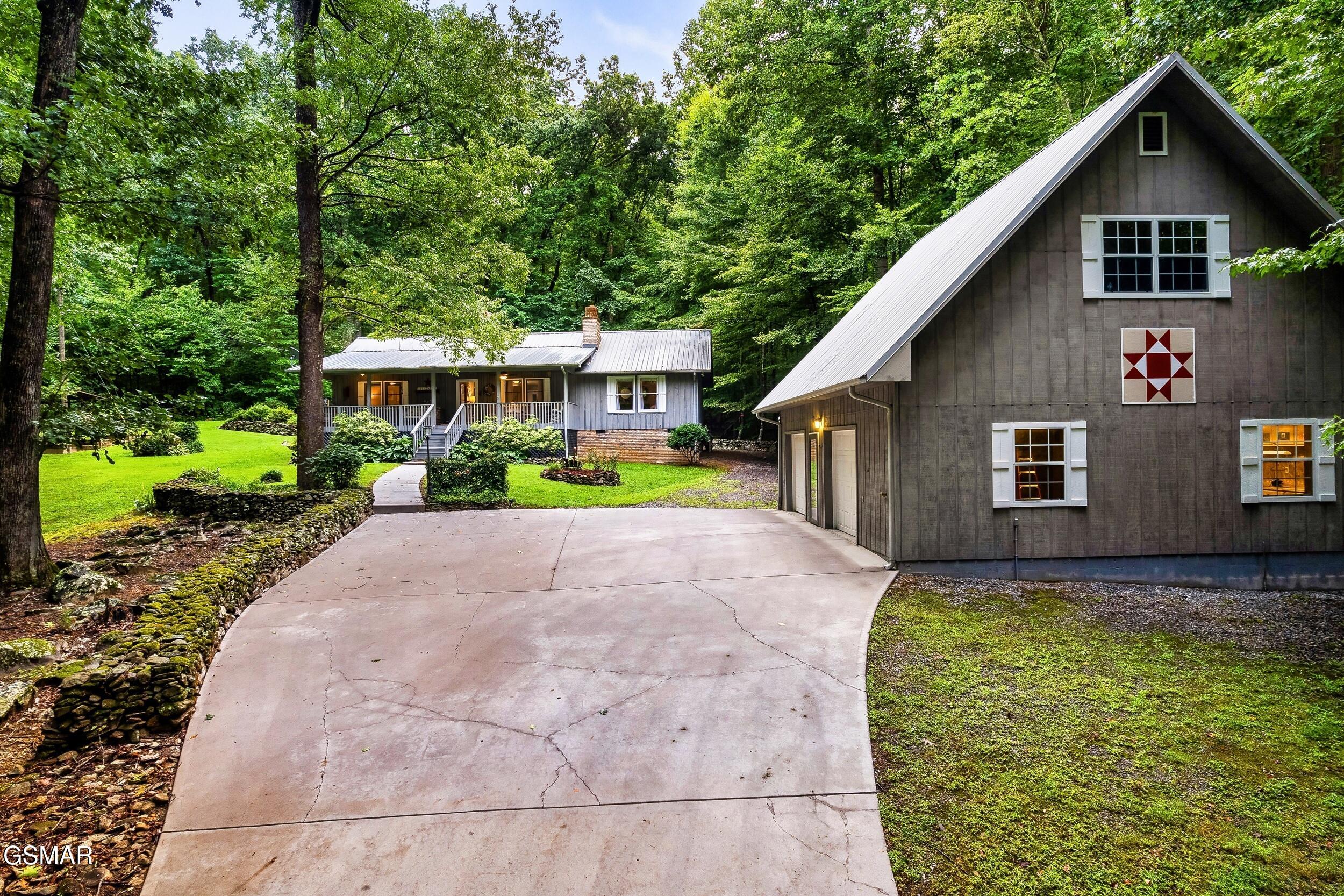 3480 Sugar Camp Circle Sevierville TN 37862