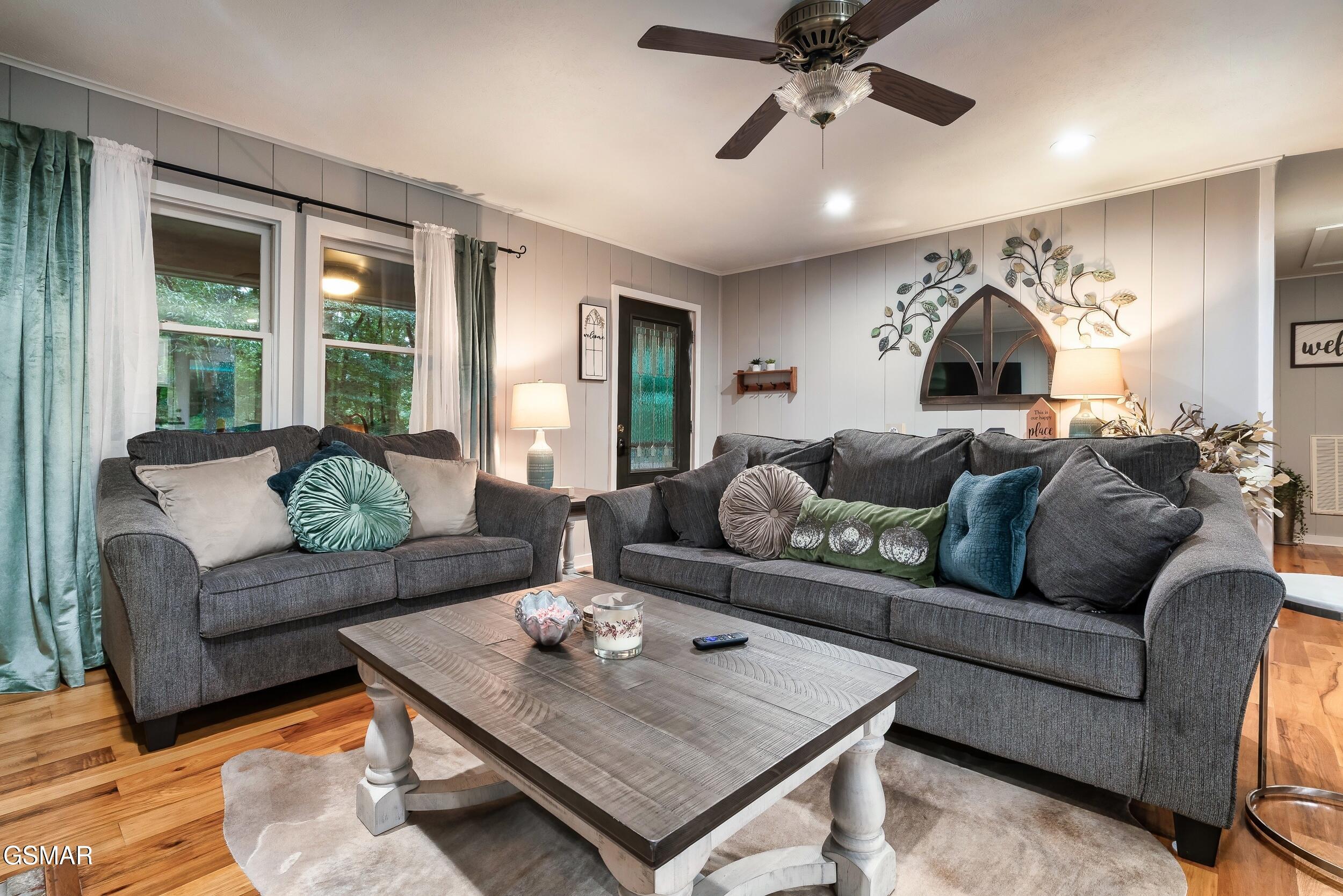 3480 Sugar Camp Circle Sevierville TN 37862