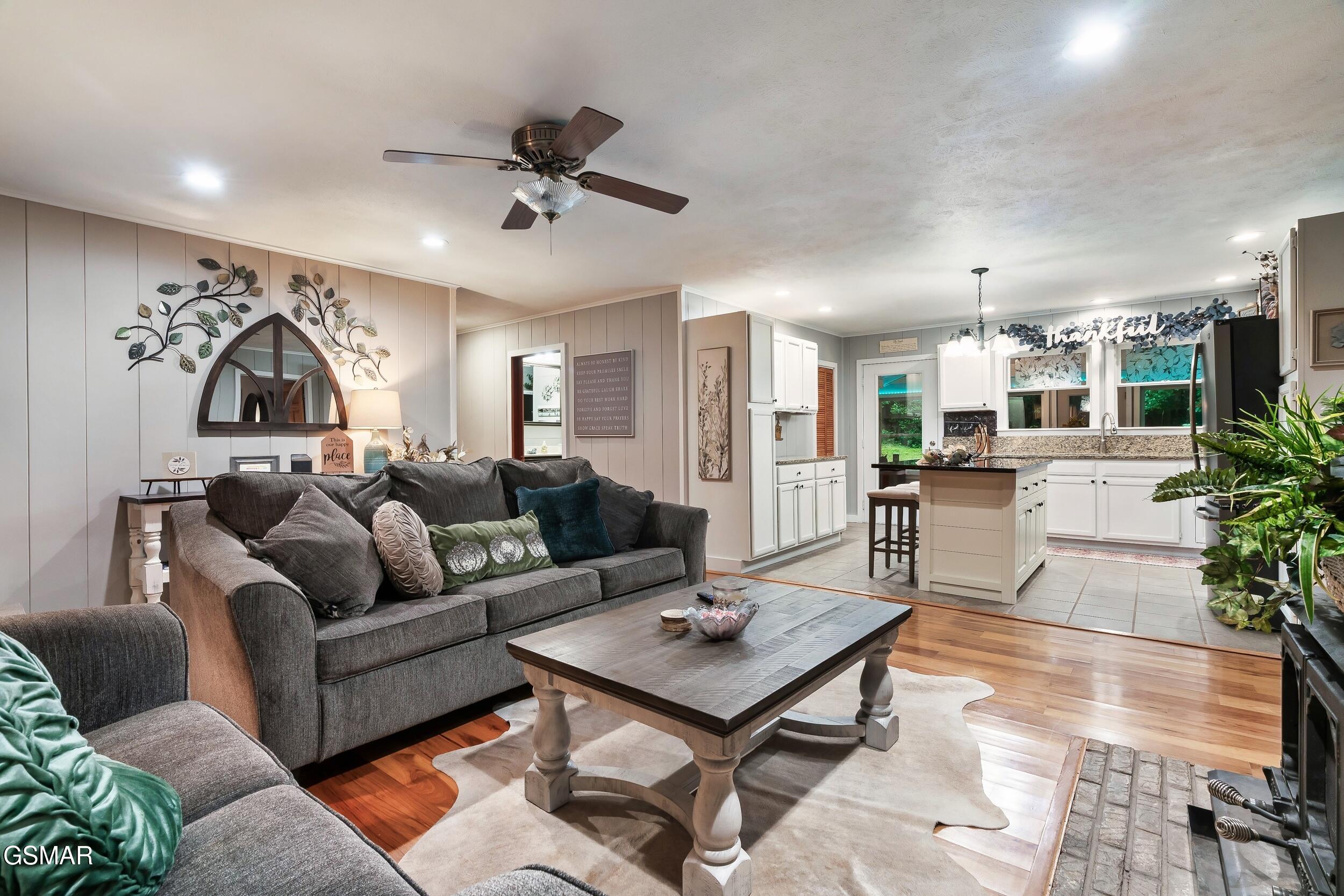 3480 Sugar Camp Circle Sevierville TN 37862