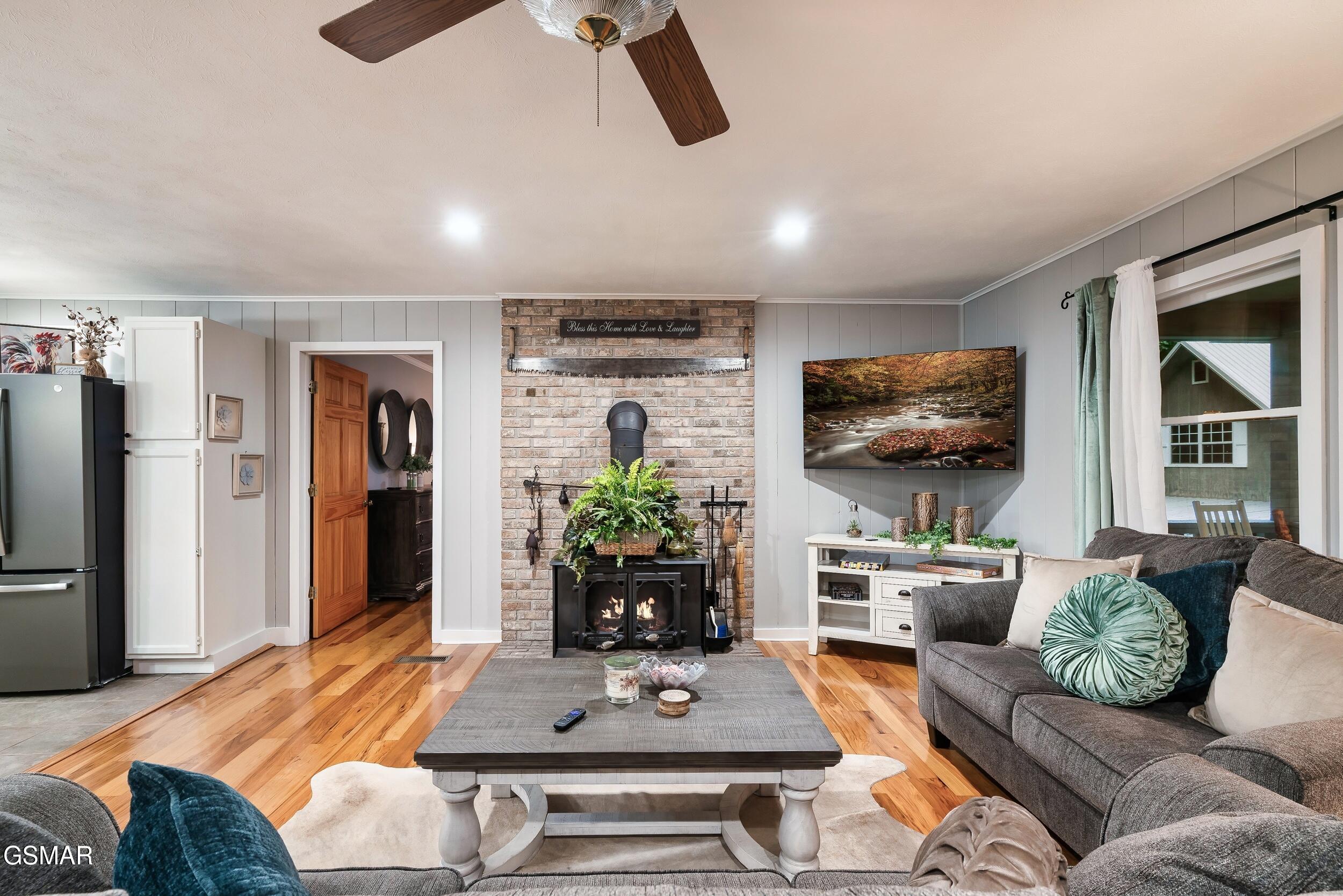 3480 Sugar Camp Circle Sevierville TN 37862