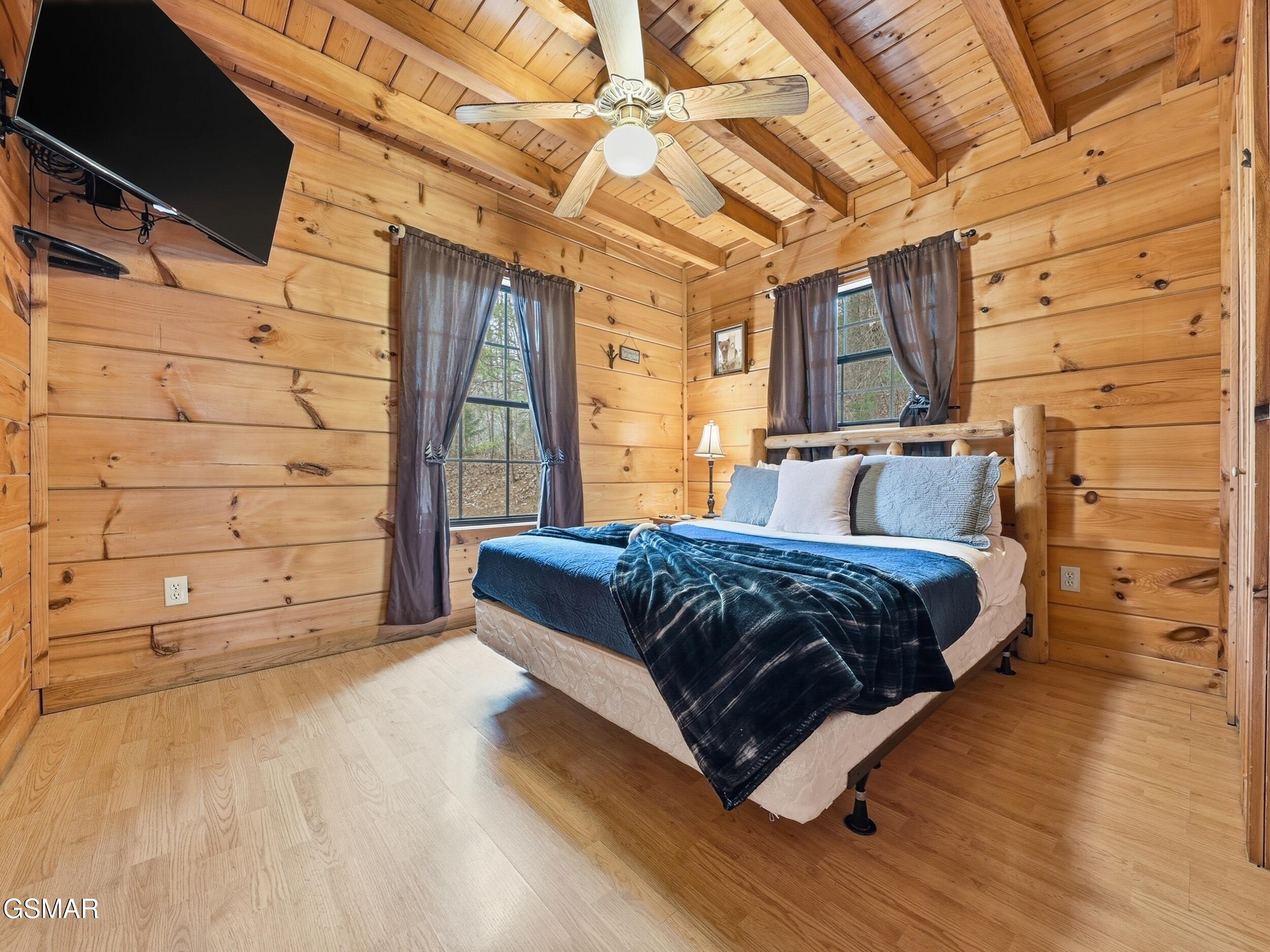 3453 Old Birds Creek Road Sevierville TN 37876