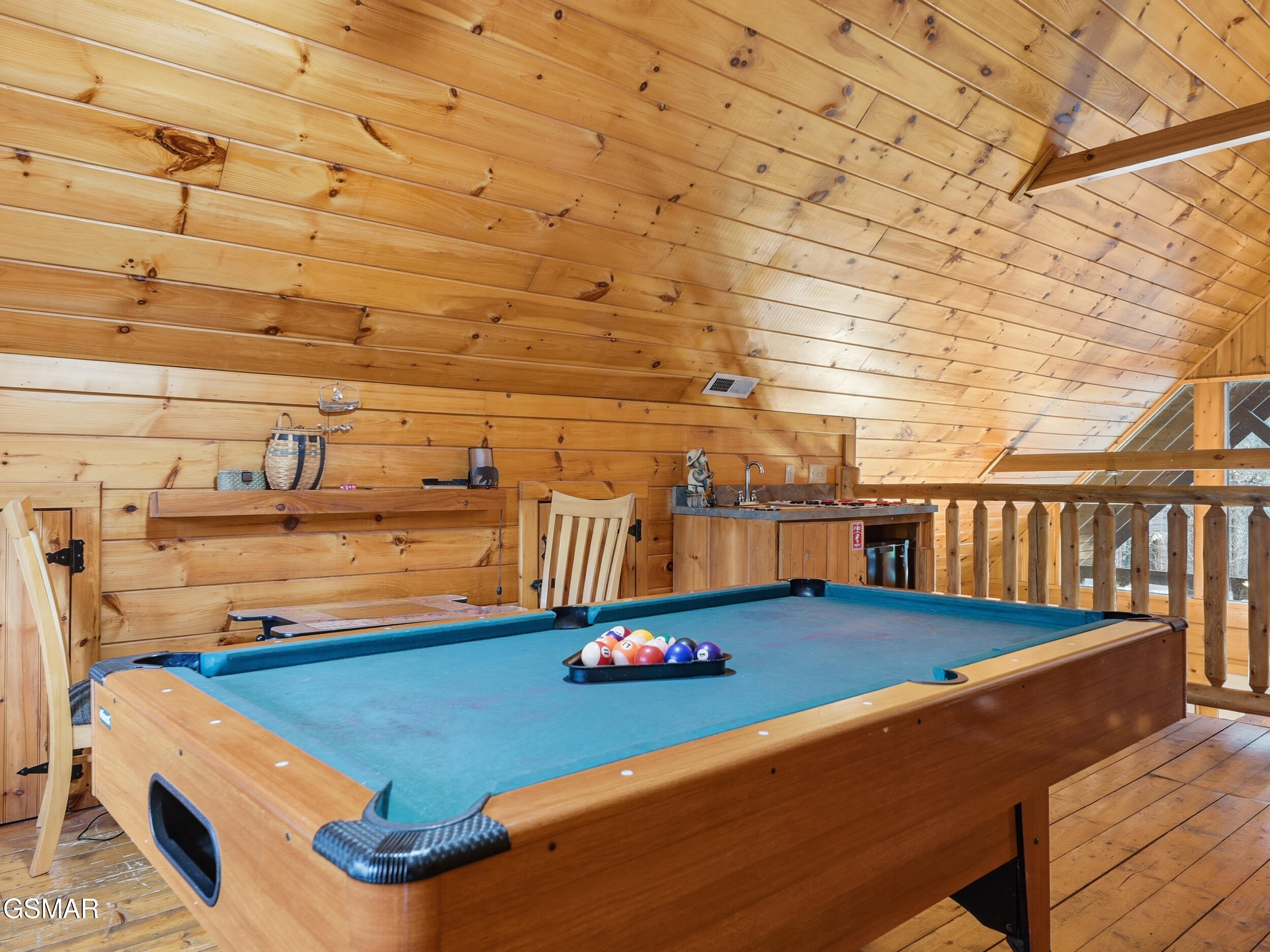 3453 Old Birds Creek Road Sevierville TN 37876