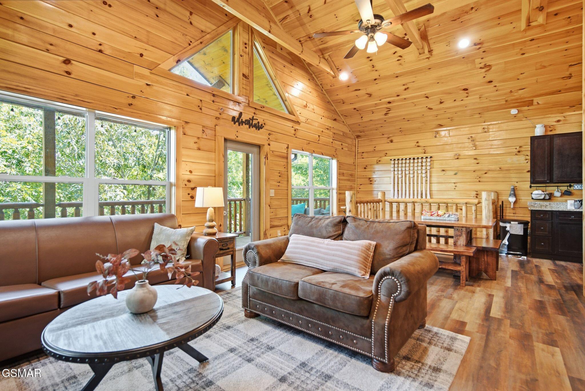 1012 Owls Nest Way Sevierville TN 37862