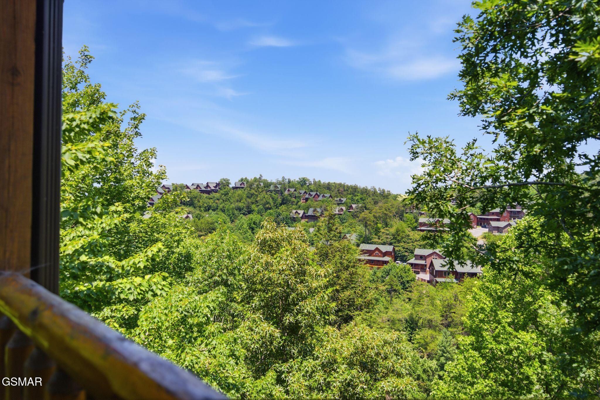 1012 Owls Nest Way Sevierville TN 37862