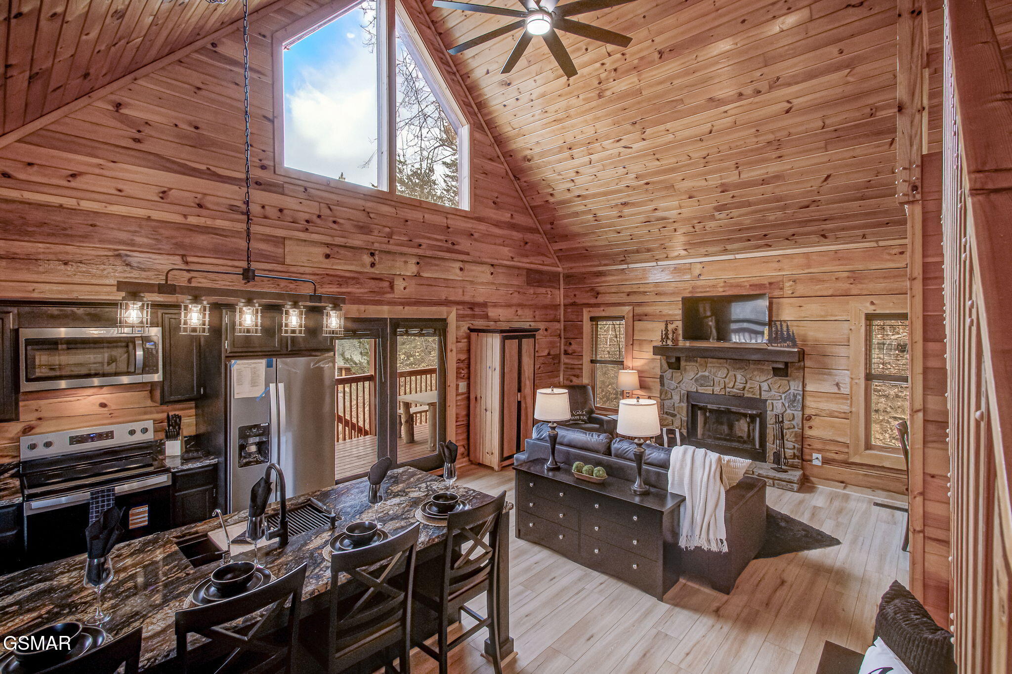 2018 Bill Flagle Way Sevierville TN 37876