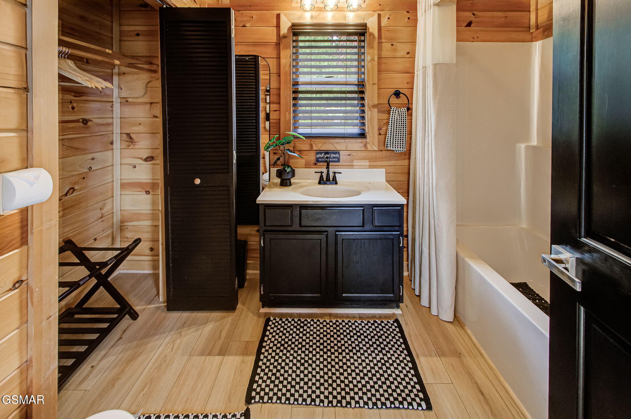 2018 Bill Flagle Way Sevierville TN 37876