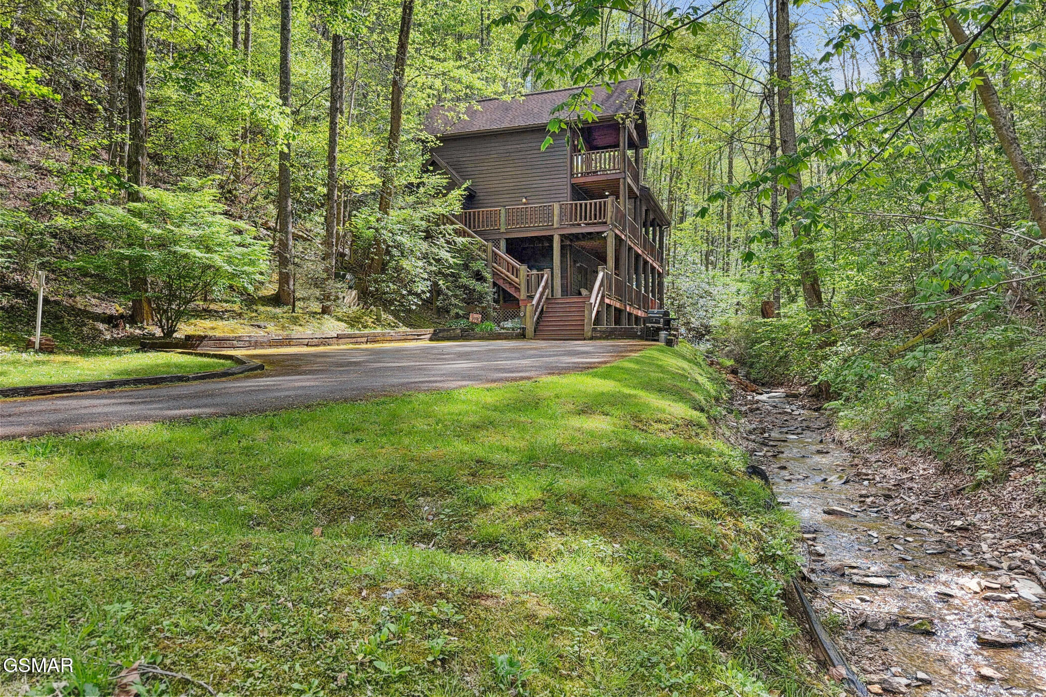 3751 Line Springs Lane Sevierville TN 37862