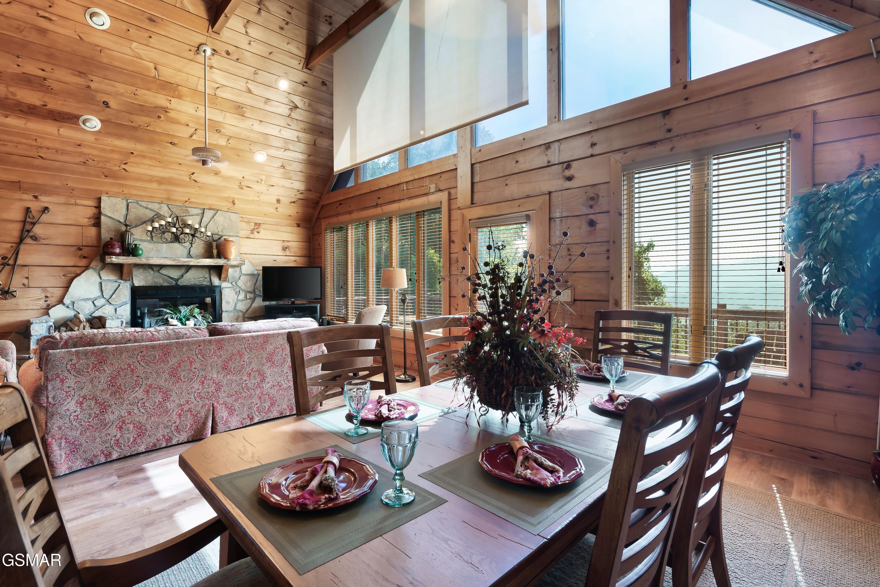 1266 Bear Cub Way Gatlinburg TN 37738