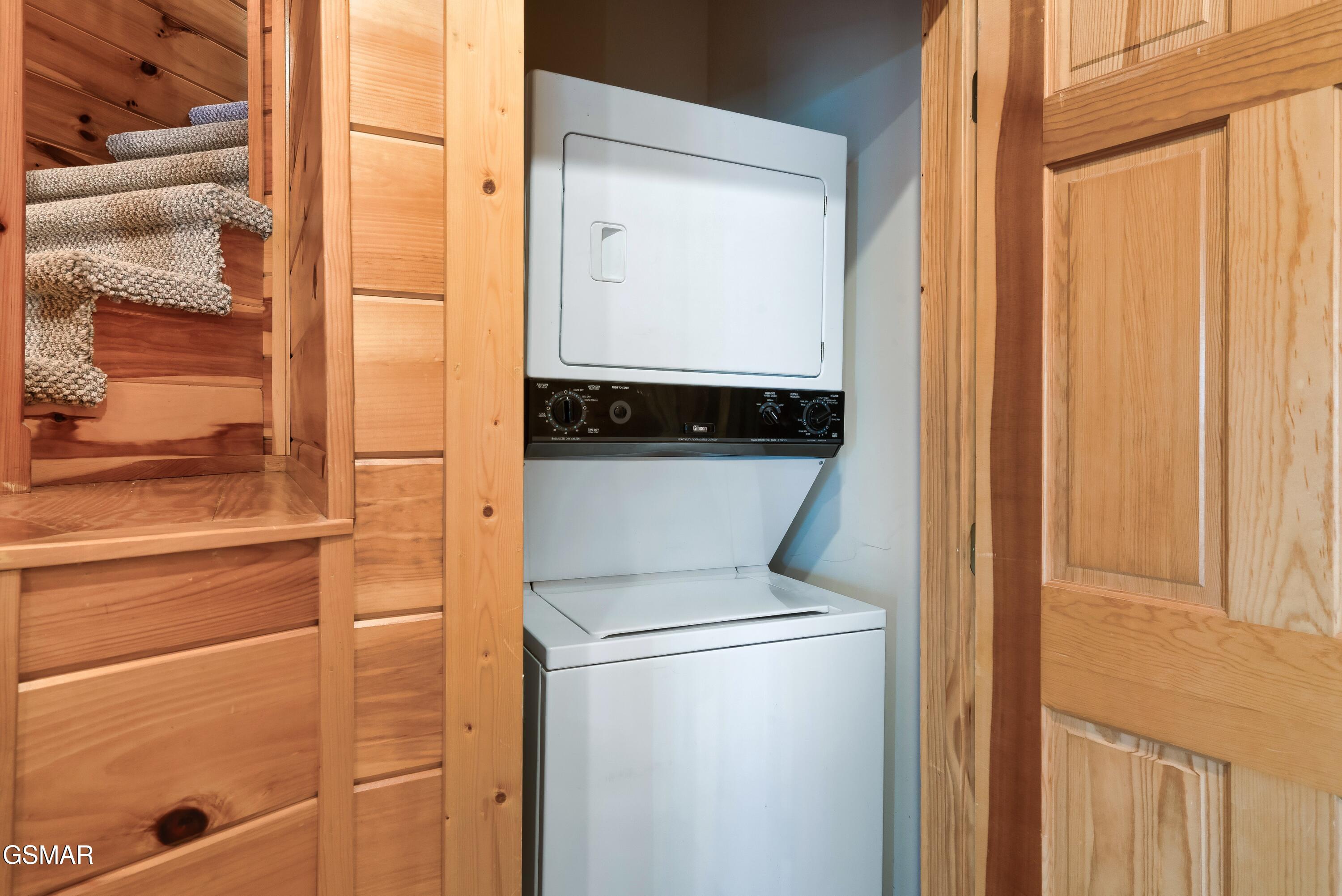 1266 Bear Cub Way Gatlinburg TN 37738