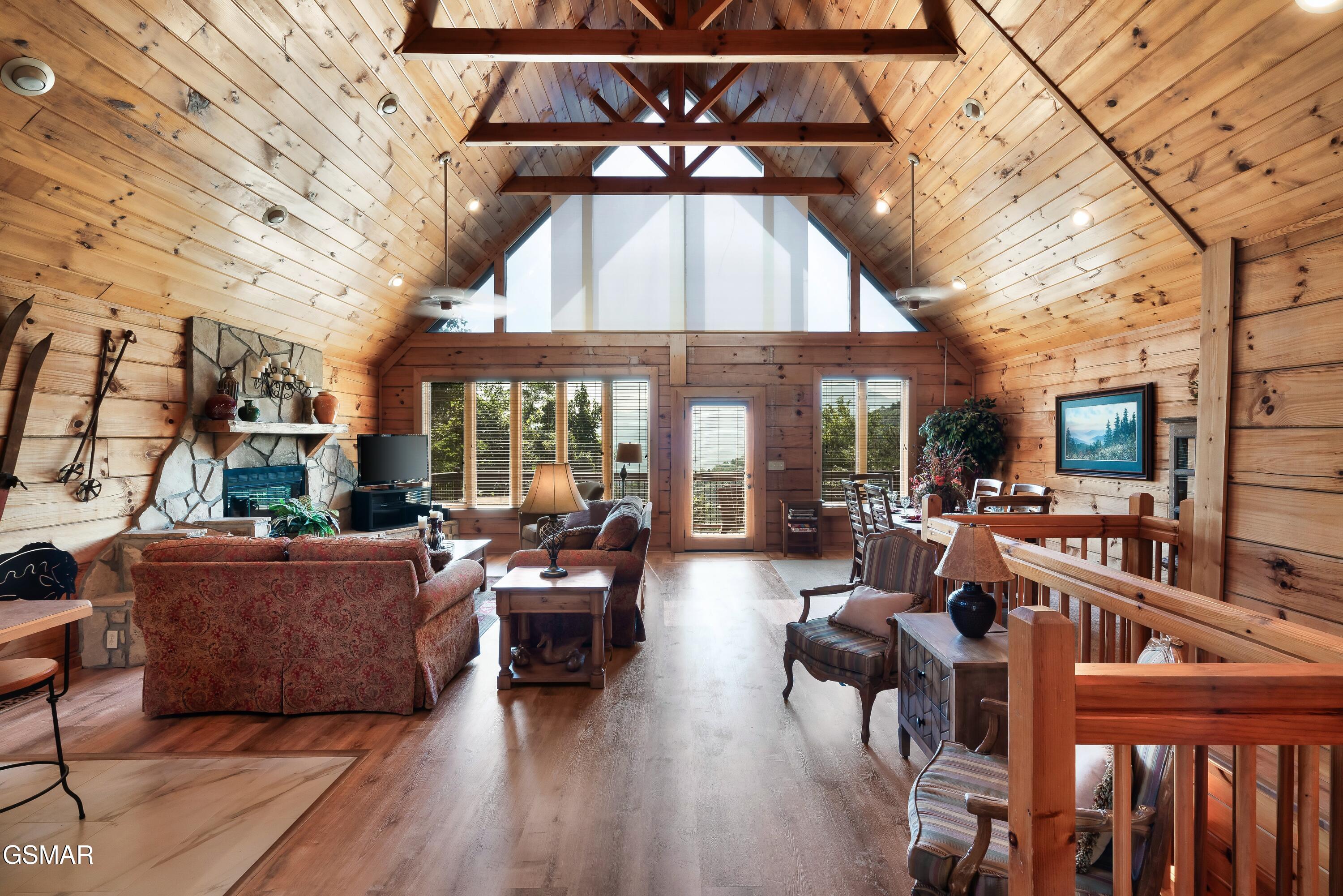 1266 Bear Cub Way Gatlinburg TN 37738