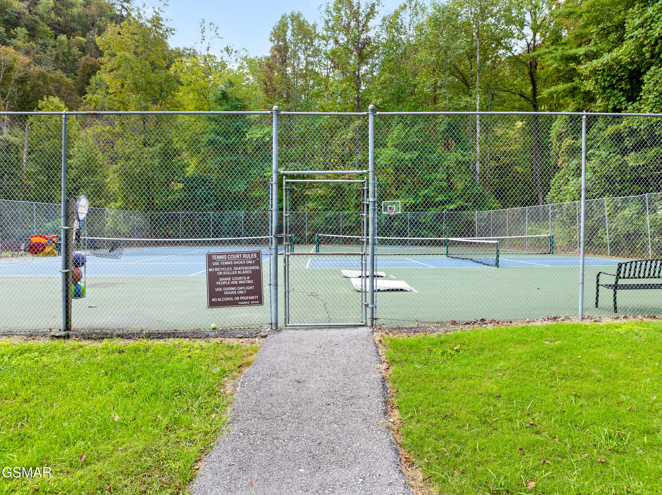 2616 Sunset Circle Sevierville TN 37876