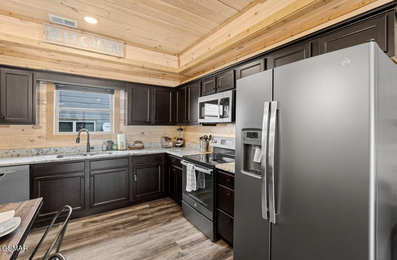 844 Osprey Way Pigeon Forge TN 37863