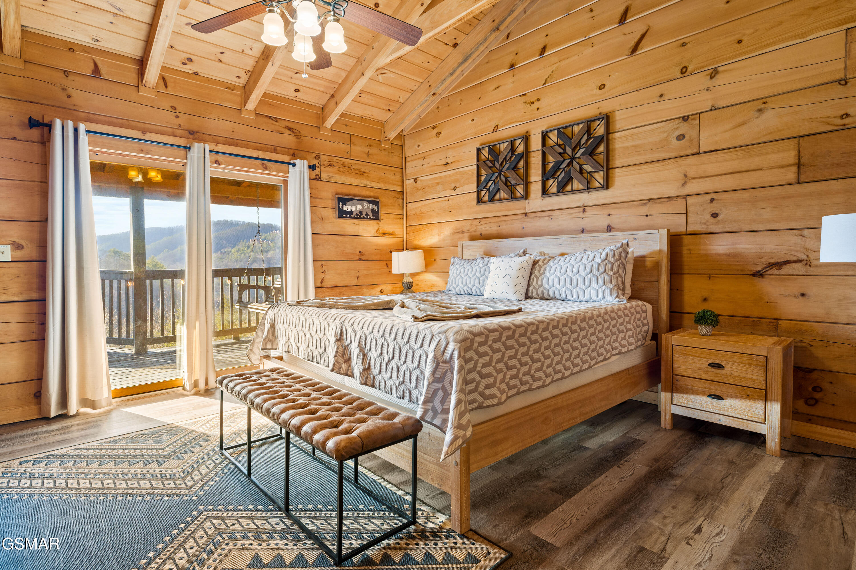 2980 Mountain Memories Way Sevierville TN 37876