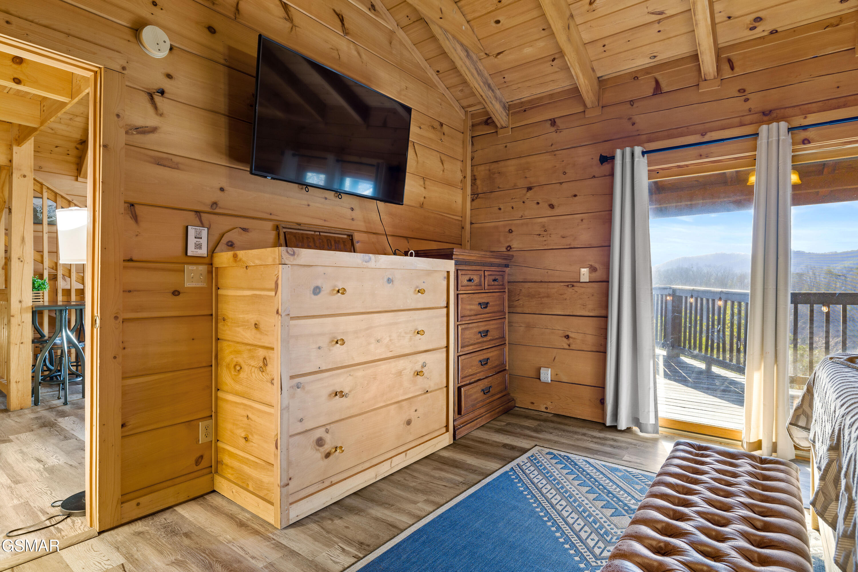 2980 Mountain Memories Way Sevierville TN 37876