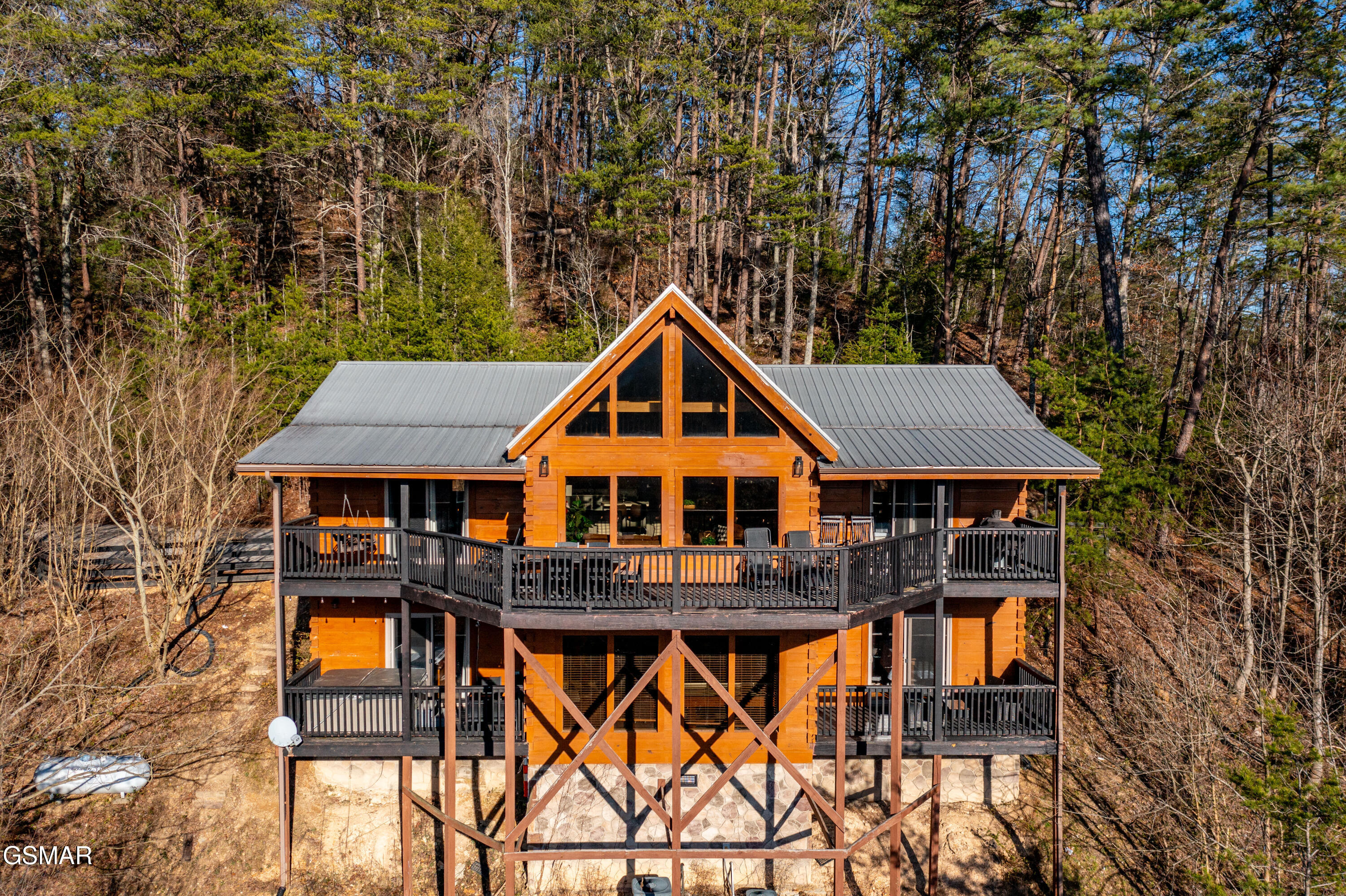 2980 Mountain Memories Way Sevierville TN 37876