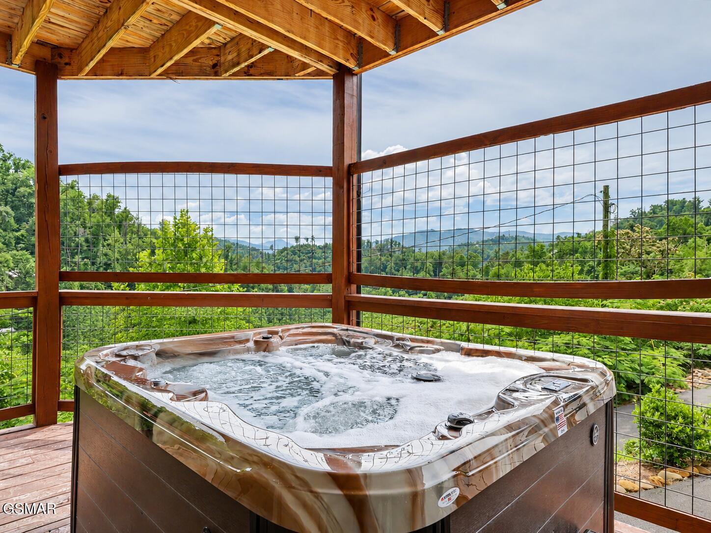 856 Crest View Drive Gatlinburg TN 37738