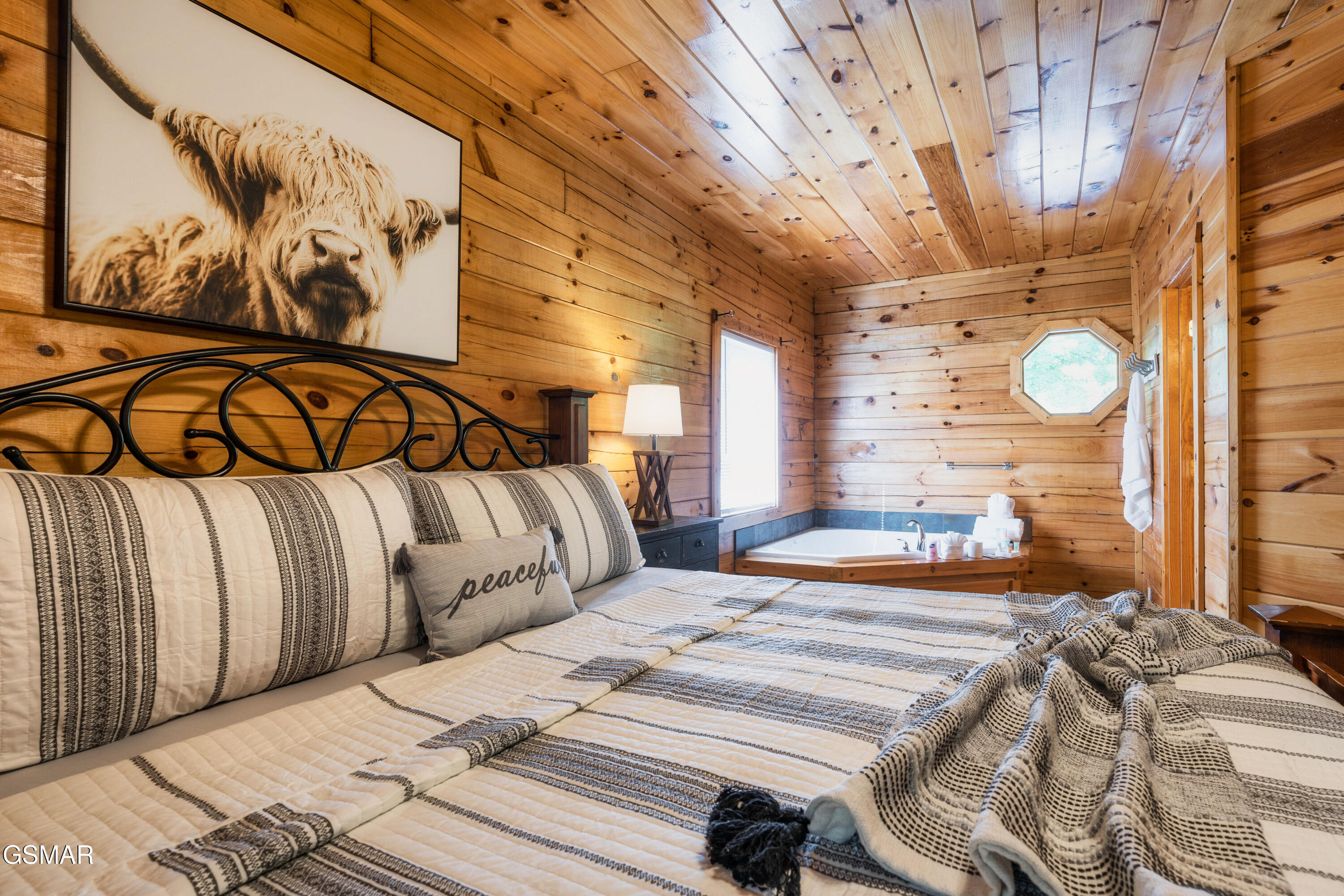 4250 Mountain Rest Way Sevierville TN 37876