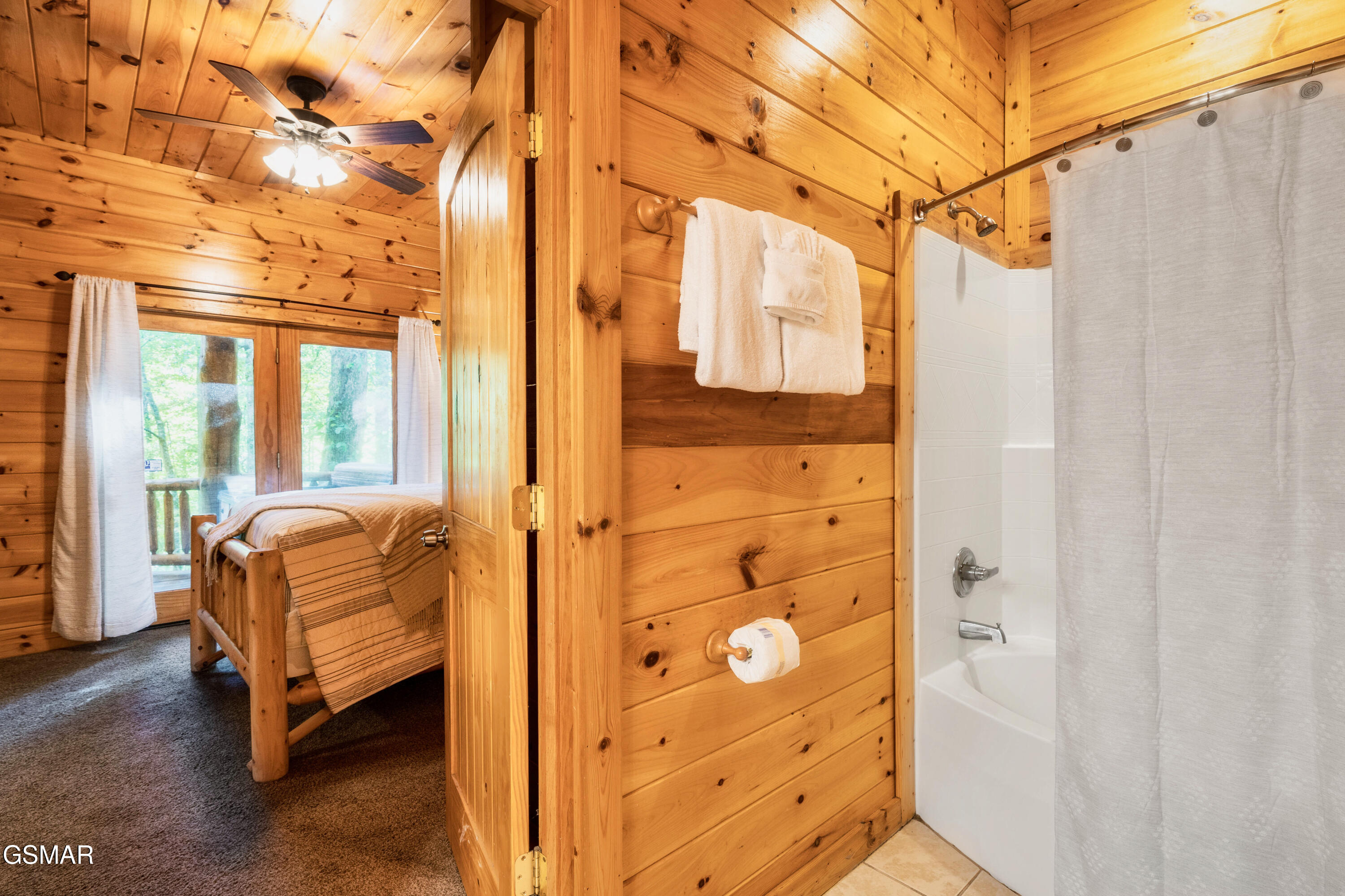 4250 Mountain Rest Way Sevierville TN 37876