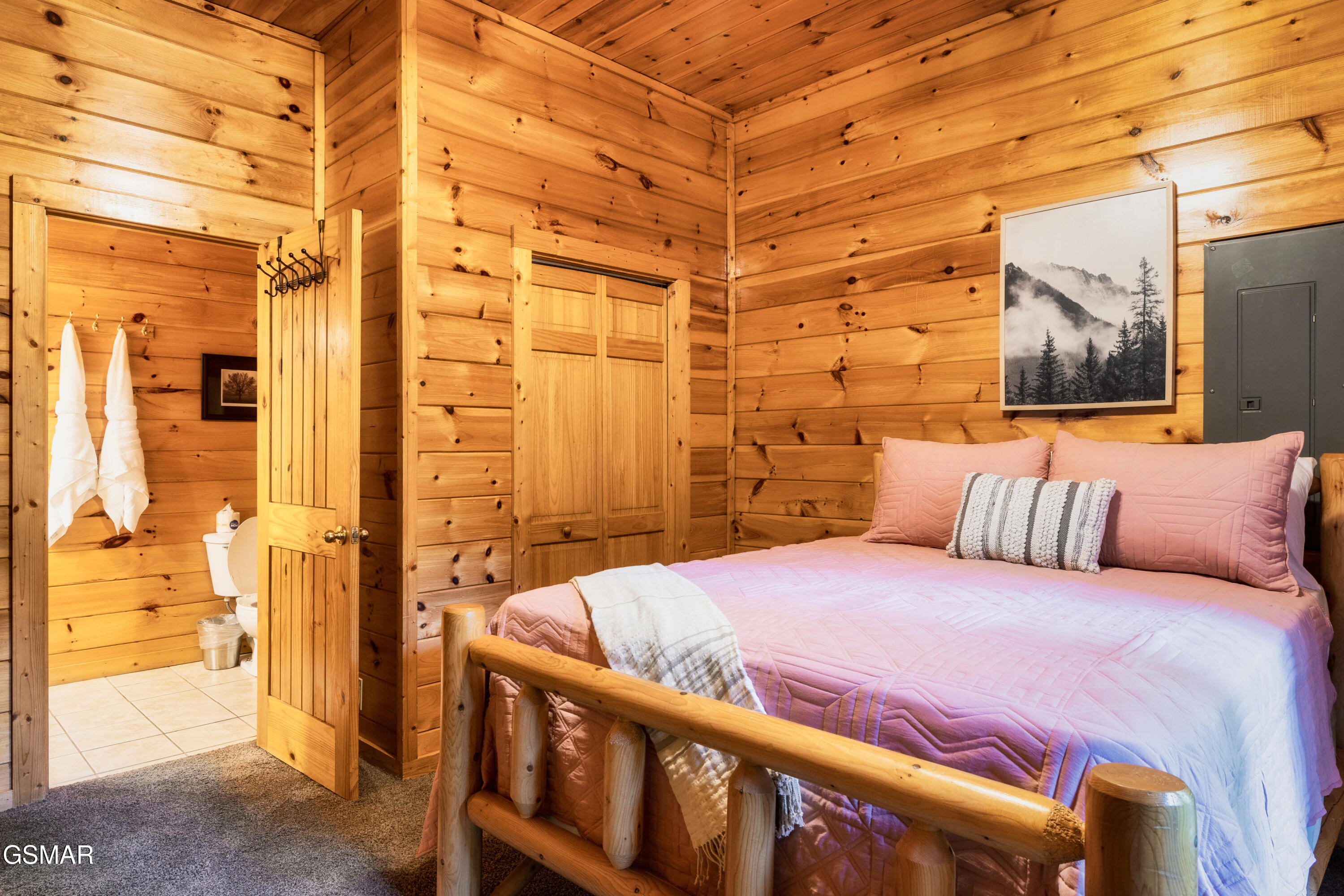 4250 Mountain Rest Way Sevierville TN 37876