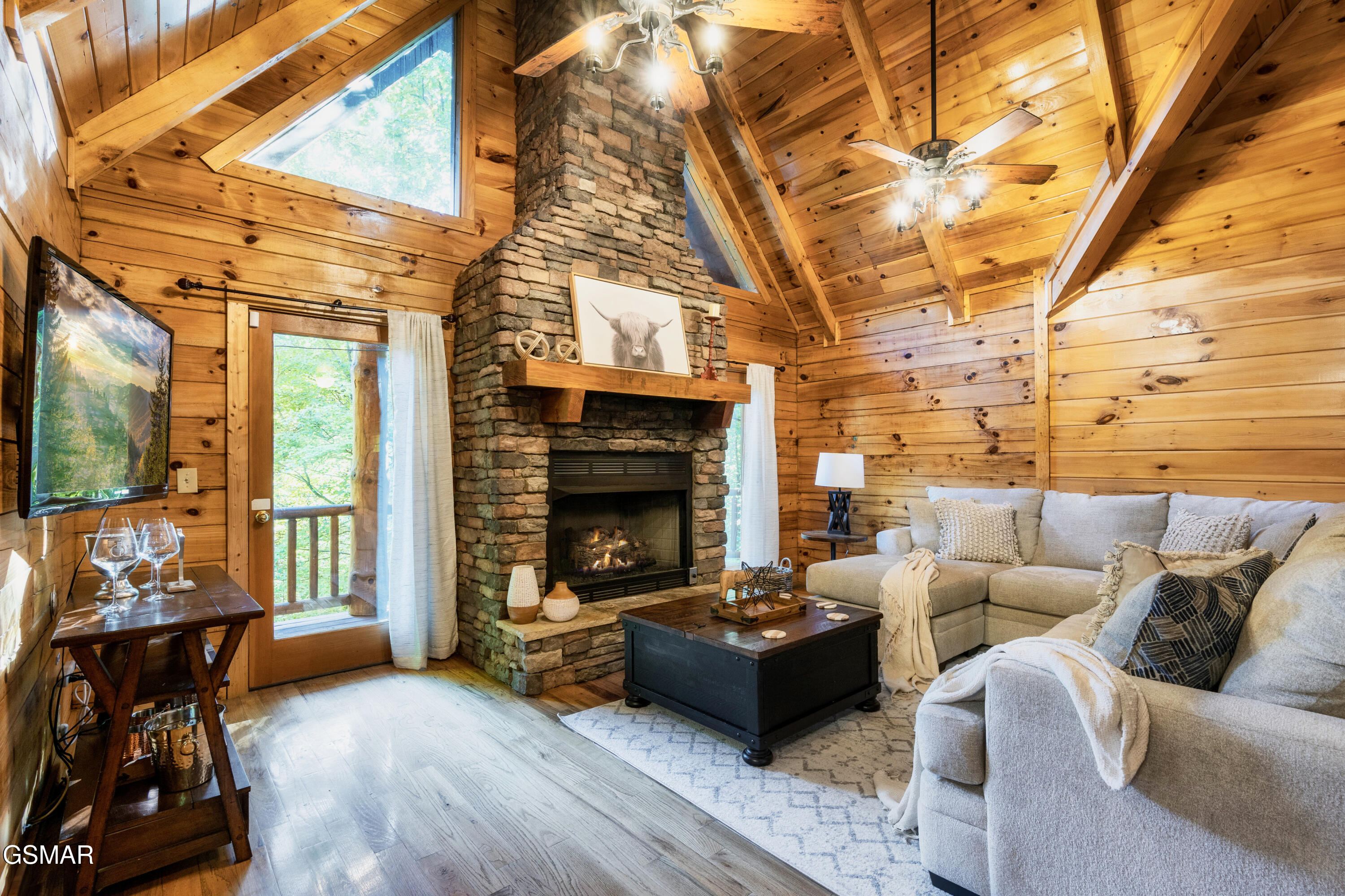 4250 Mountain Rest Way Sevierville TN 37876