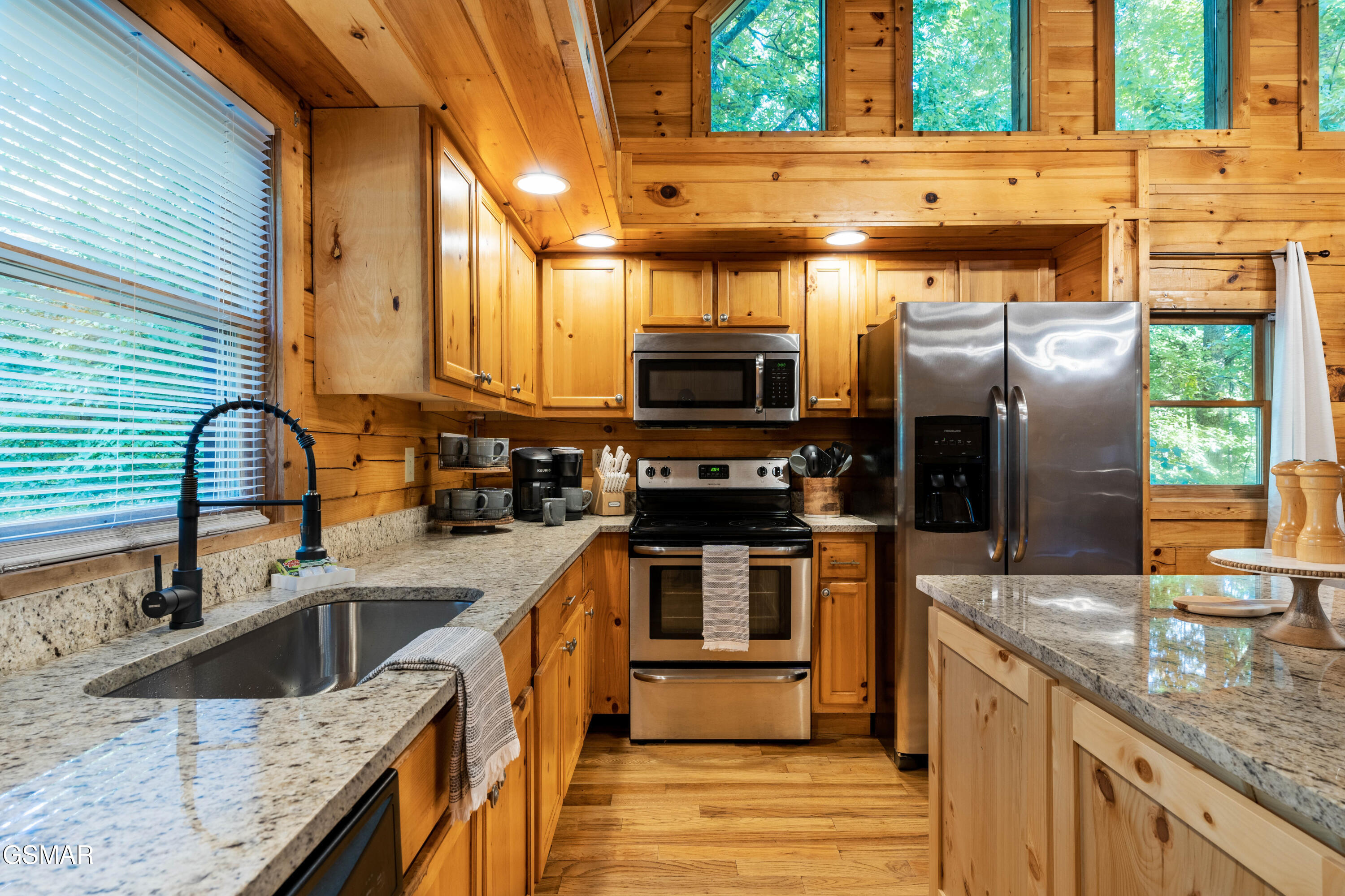 4250 Mountain Rest Way Sevierville TN 37876
