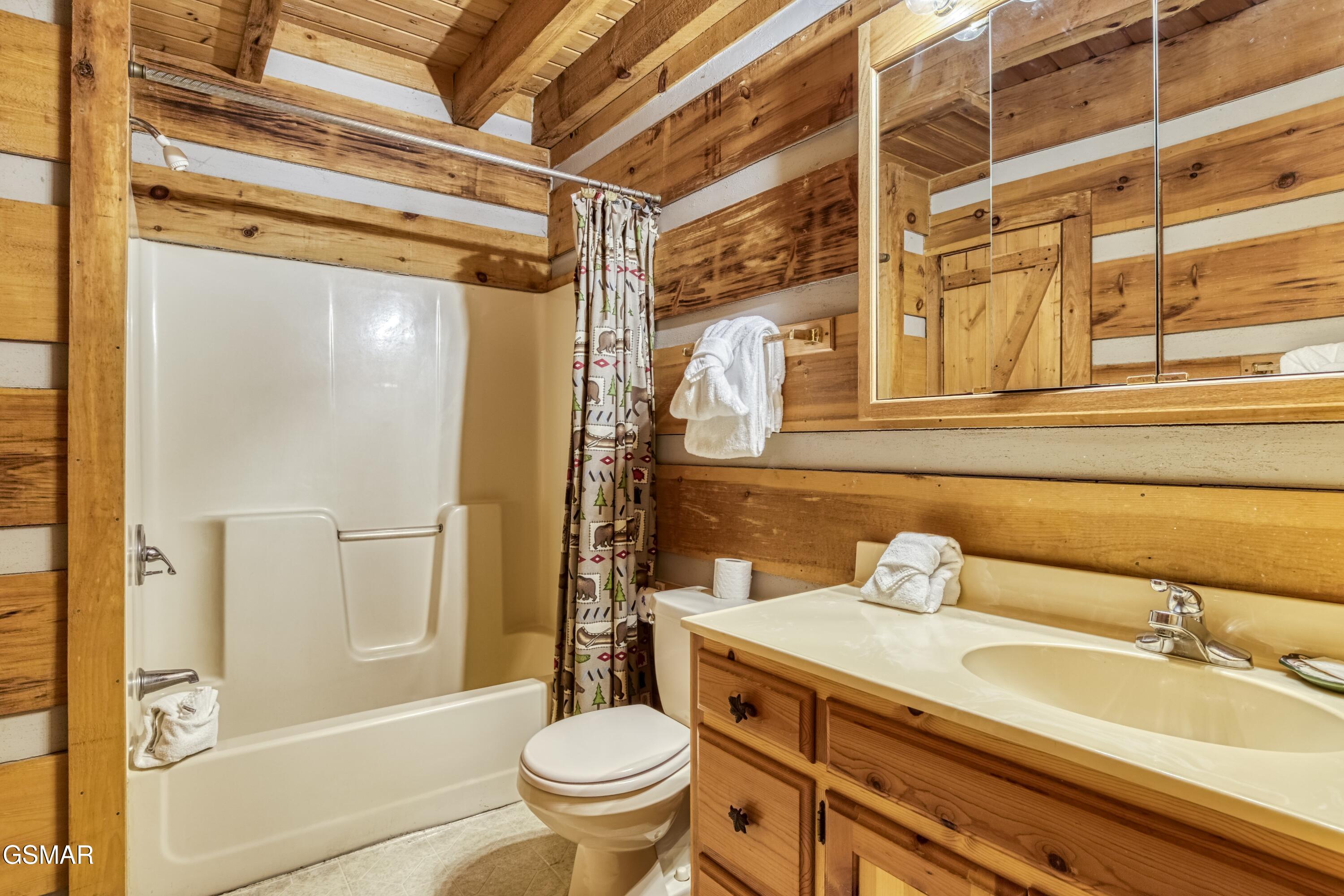 2752 Blue Springs Way Sevierville TN 37862