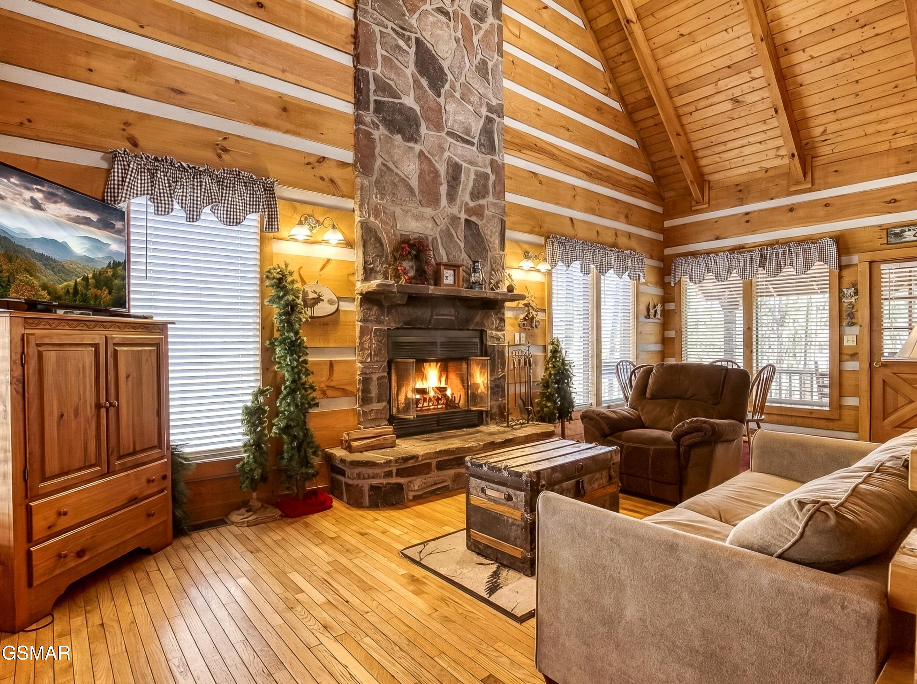 2752 Blue Springs Way Sevierville TN 37862